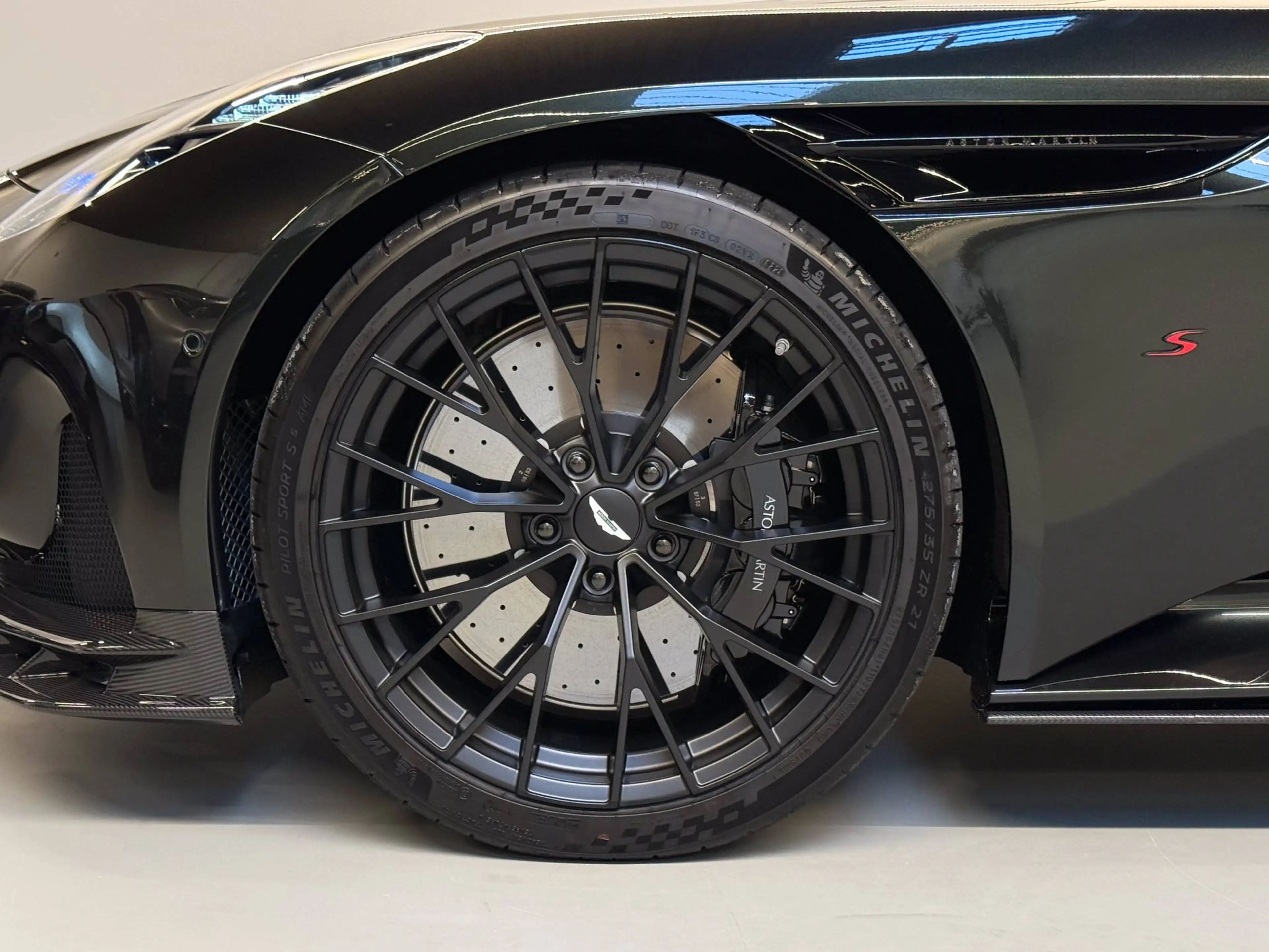 Aston Martin DB12 S Coupe | Aston Martin Brussels — photo 12
