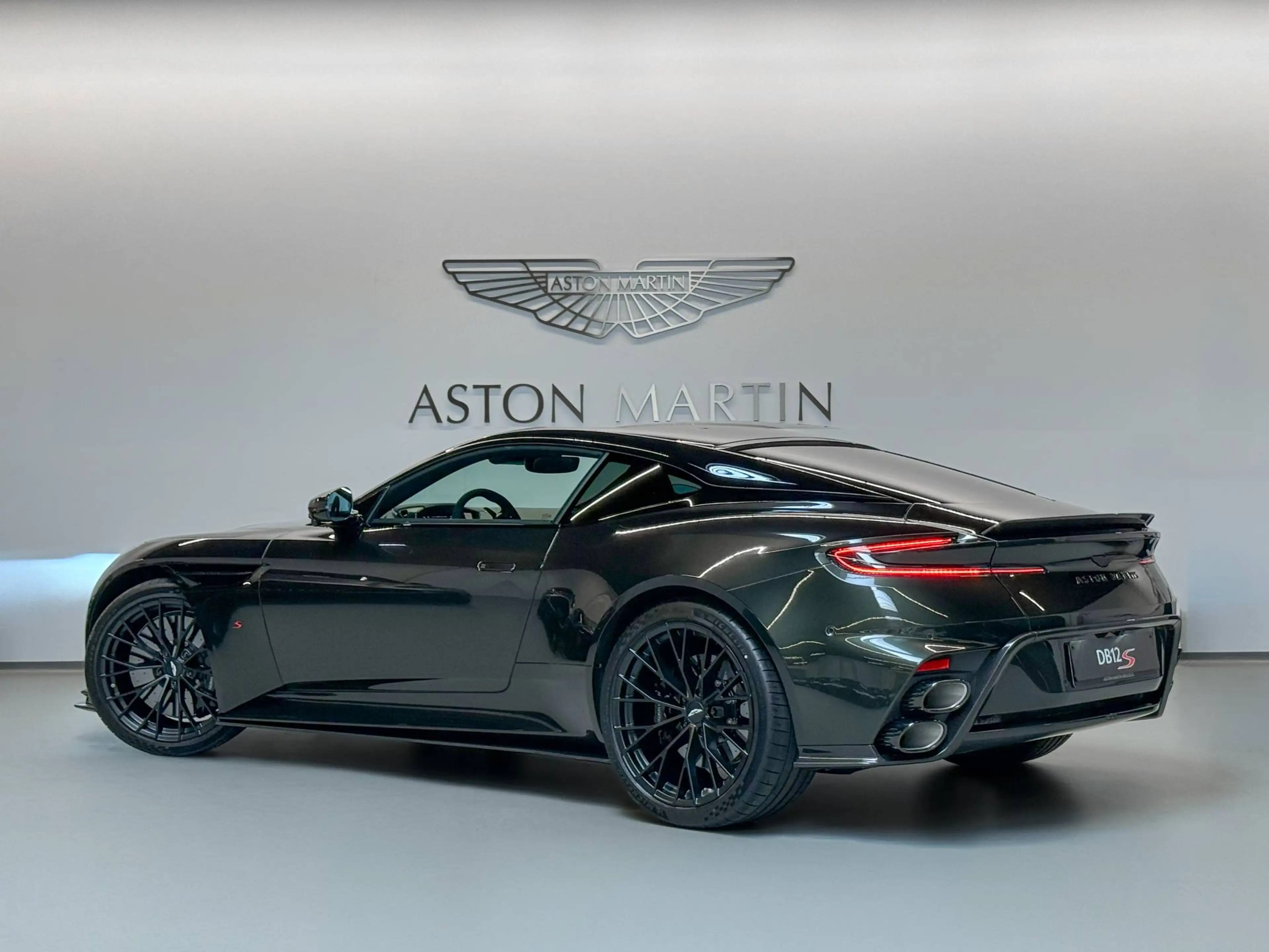 Aston Martin DB12 S Coupe | Aston Martin Brussels — photo 4