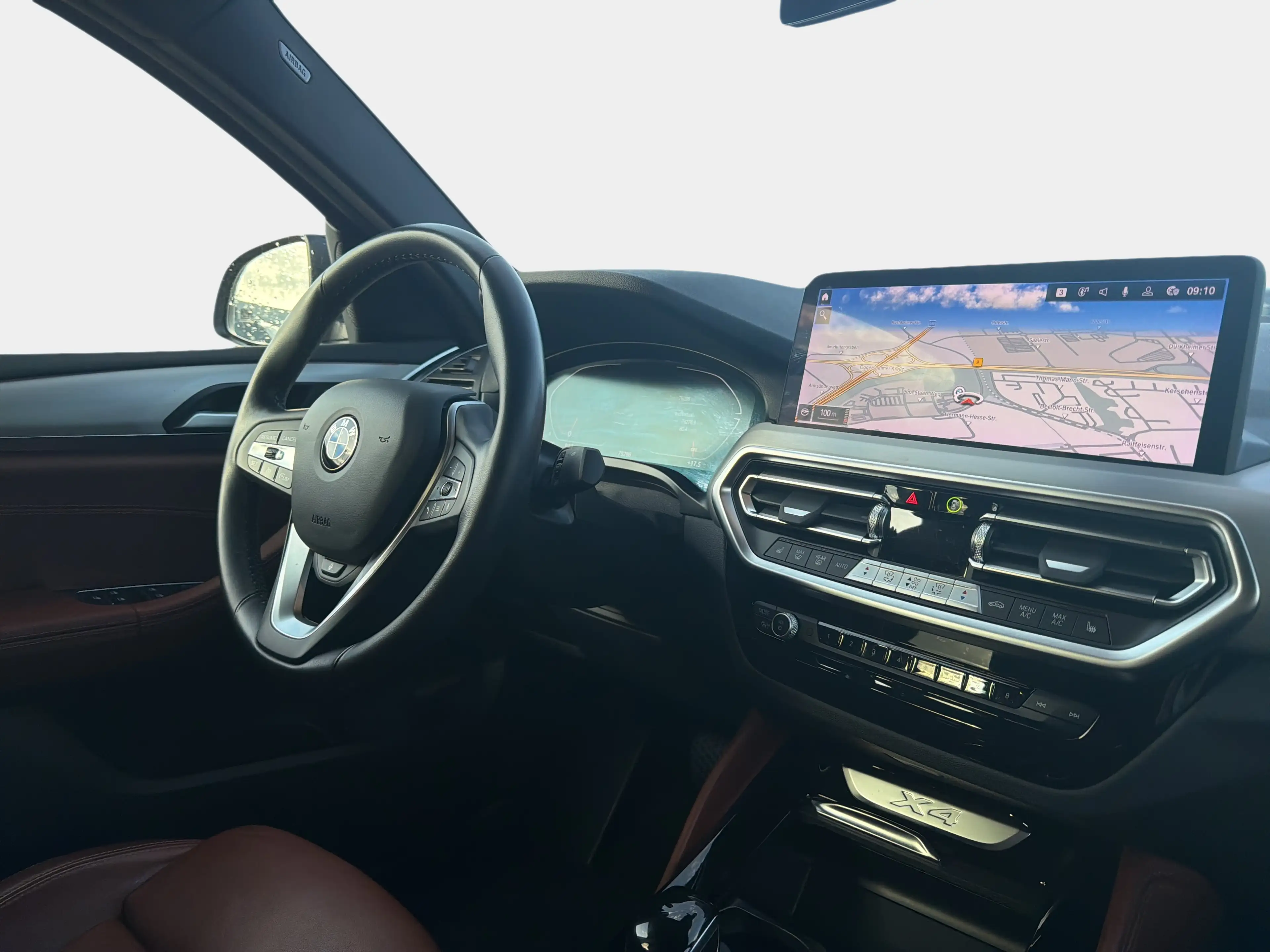 BMW X4 xDrive20d — photo 13