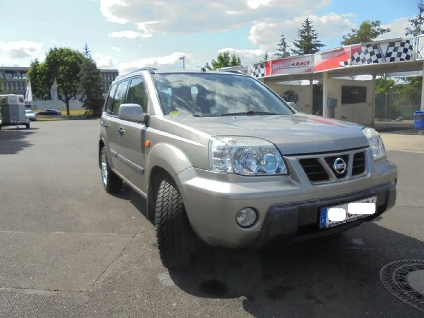 Nissan X-Trail Comfort TÜV 02/27;ROSTFREI;4x4;AHK;TOP!! Gold - 2