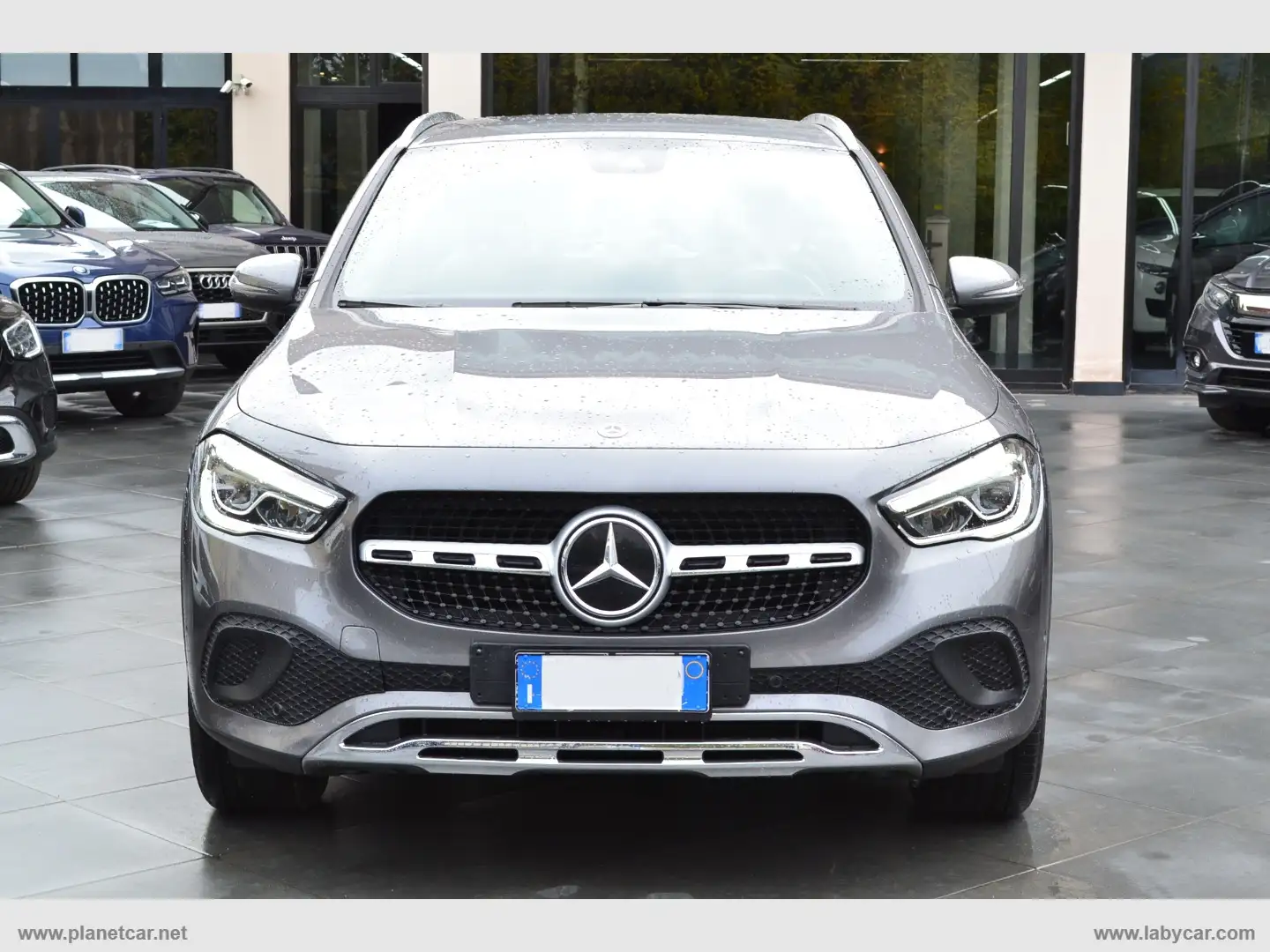 Mercedes-Benz GLA 180 GLA 200 d Automatic Sport Plus Grau - 2