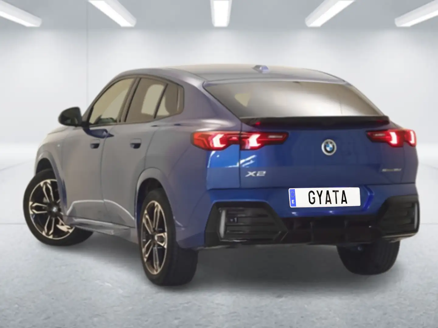 BMW X2 sDrive 18dA Azul - 2