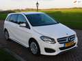 Mercedes-Benz B 220 d Ambition AUT AC **EX-POLITIE** **MARGE** Wit - thumbnail 1