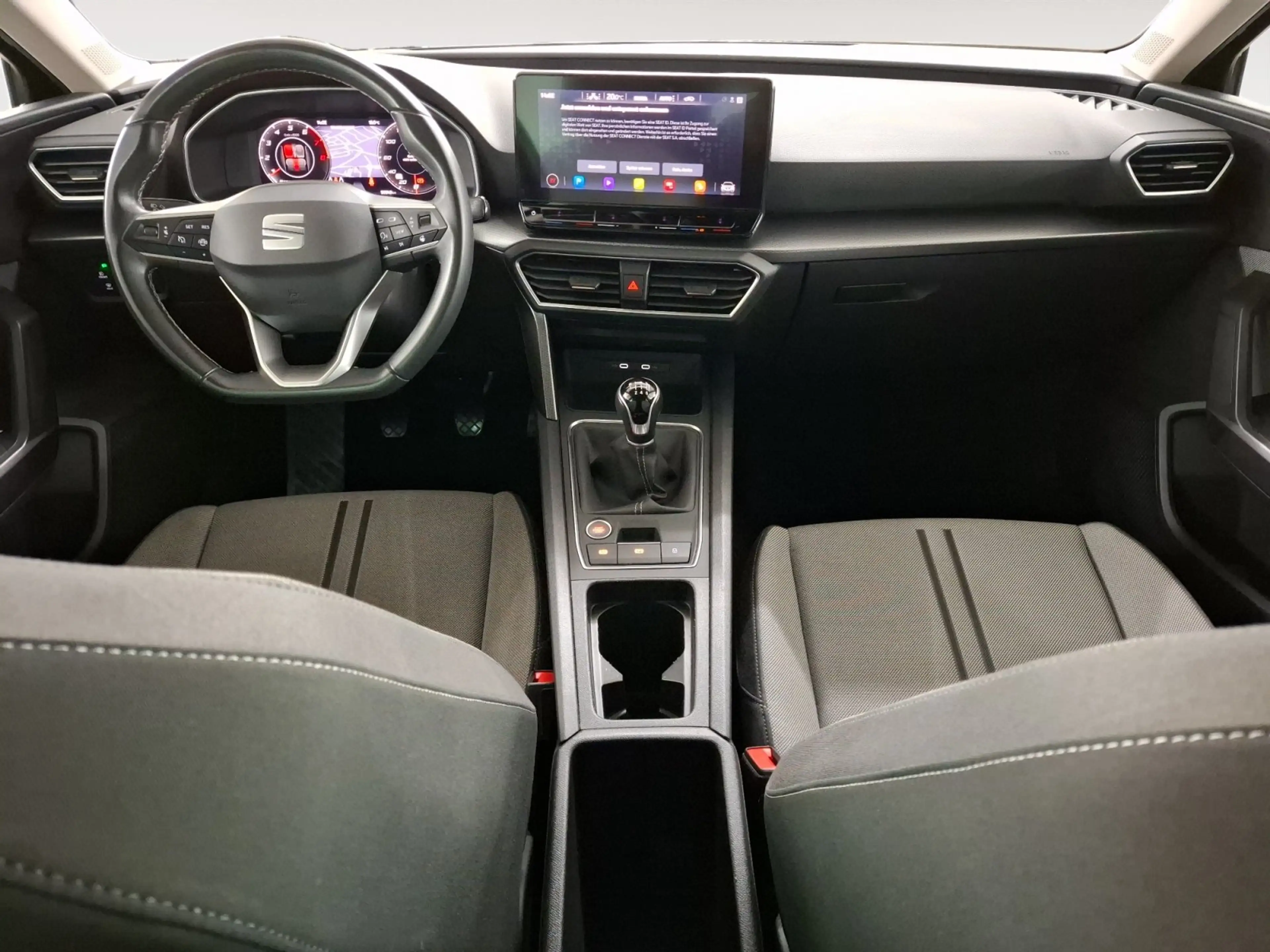 SEAT Leon Style 1.5 TSI Navi CarPlay LED SHZ PDC — photo 9