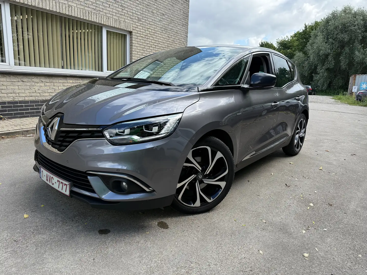 Renault Scenic Scenic 1.5 dci bose Grijs - 1