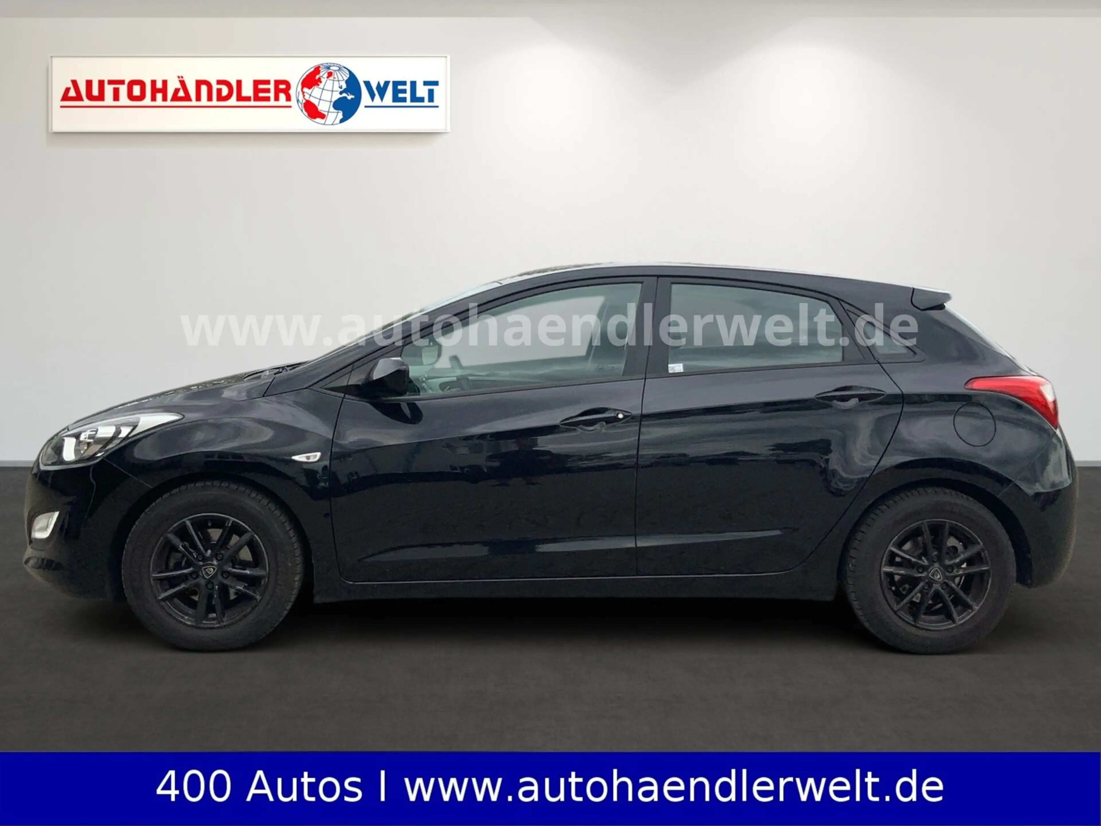 Hyundai i30 1.4 blue — photo 7