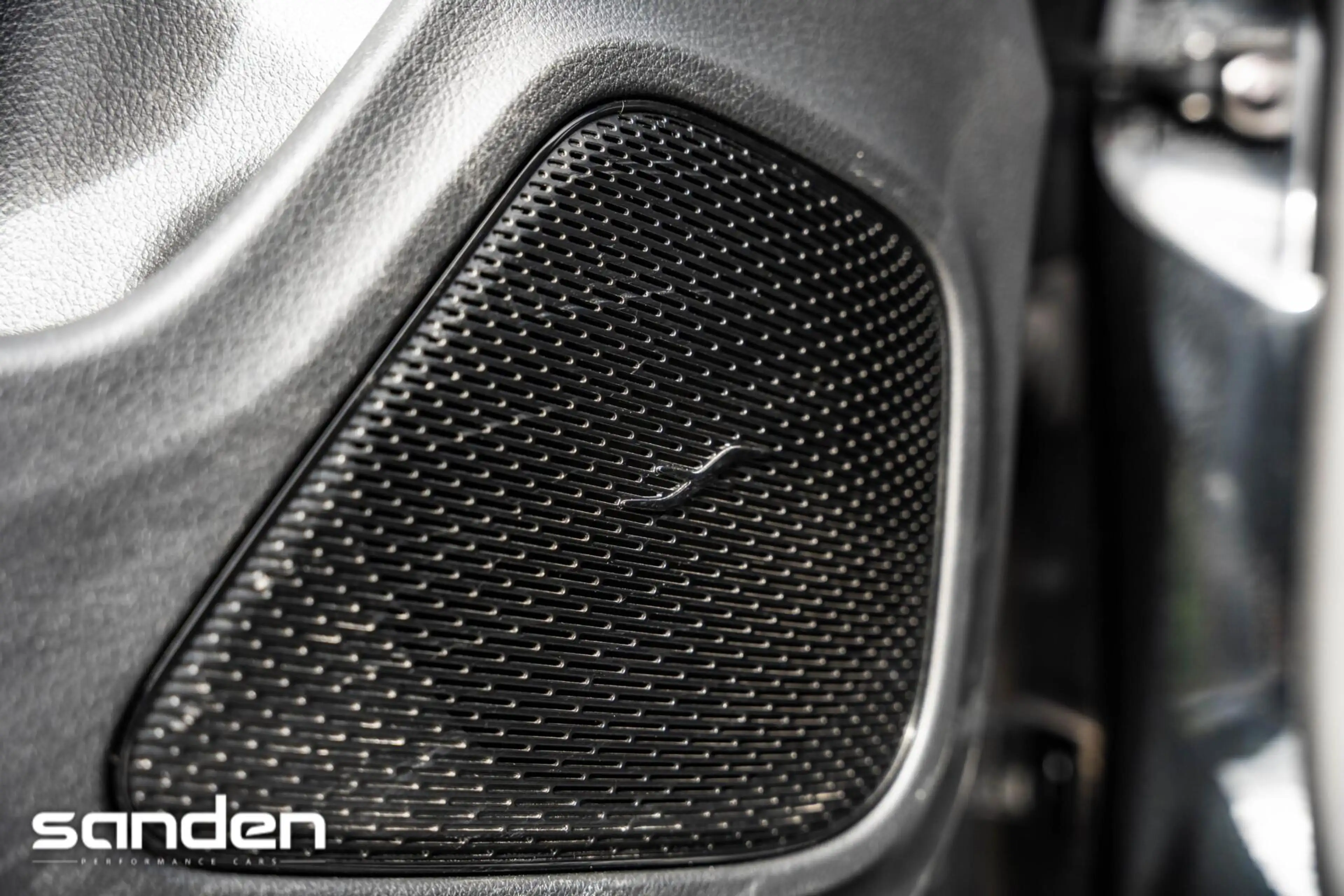Mercedes-Benz CLA 220 Premium Plus |Pano|Sfeerverlichting|Burmester|19" — photo 35