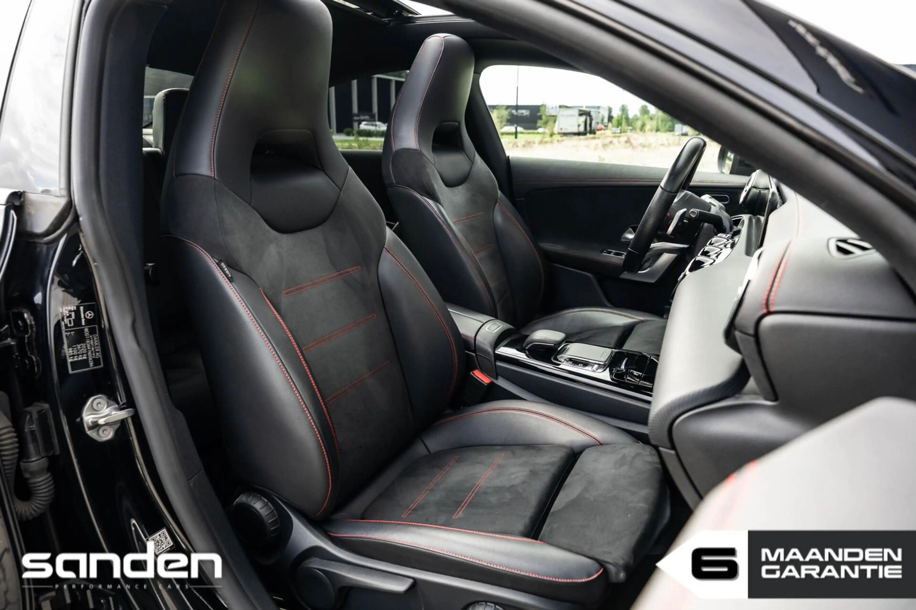 Mercedes-Benz CLA 220 Premium Plus |Pano|Sfeerverlichting|Burmester|19" — photo 6