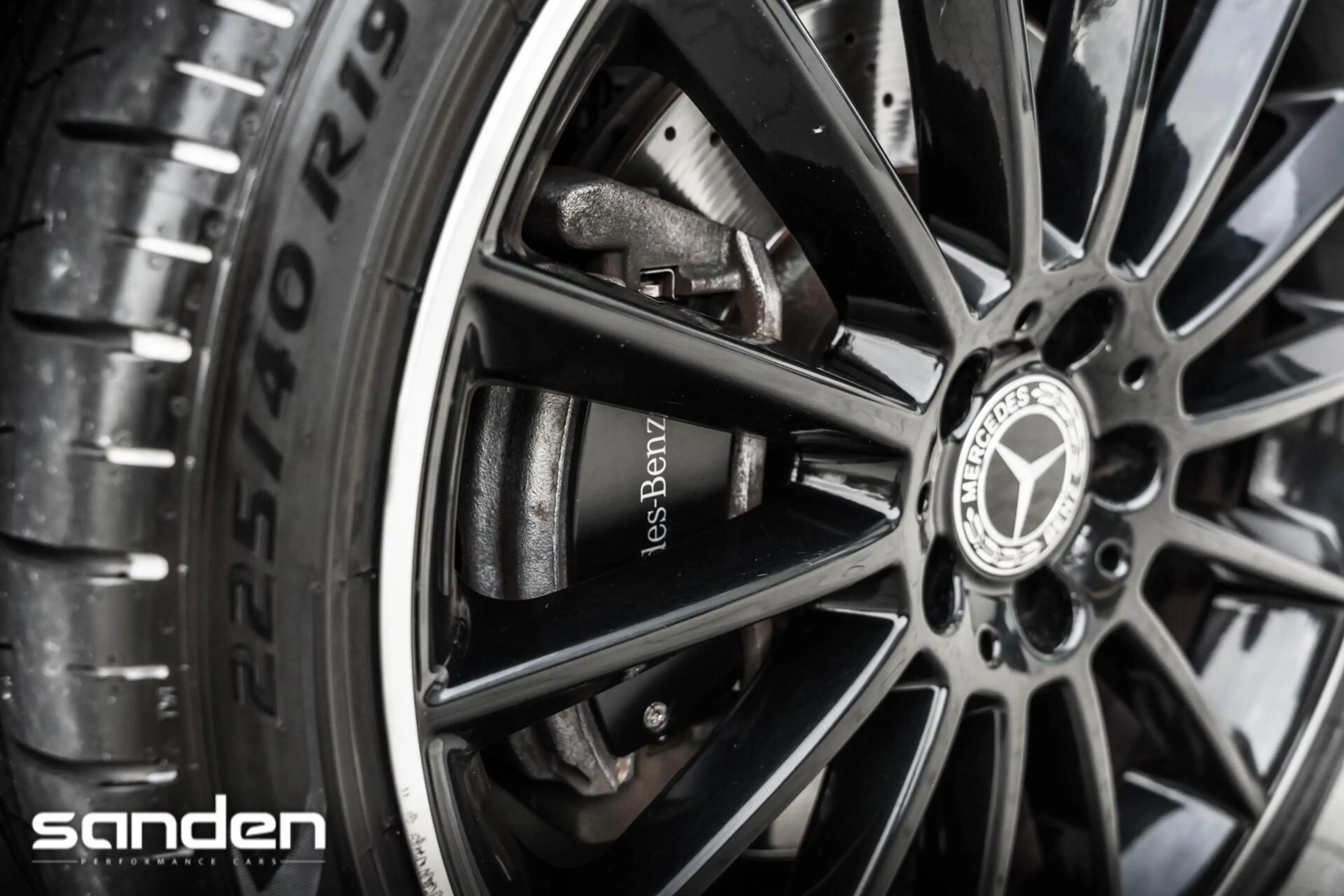 Mercedes-Benz CLA 220 Premium Plus |Pano|Sfeerverlichting|Burmester|19" — photo 29