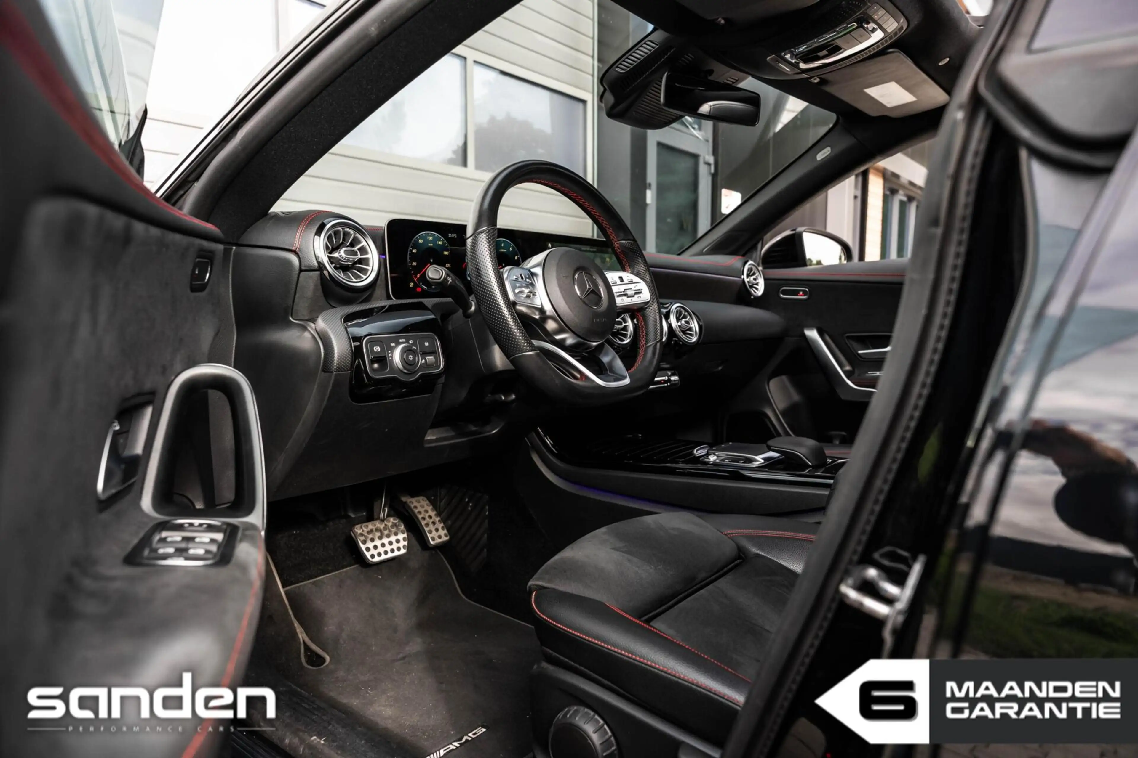 Mercedes-Benz CLA 220 Premium Plus |Pano|Sfeerverlichting|Burmester|19" — photo 8