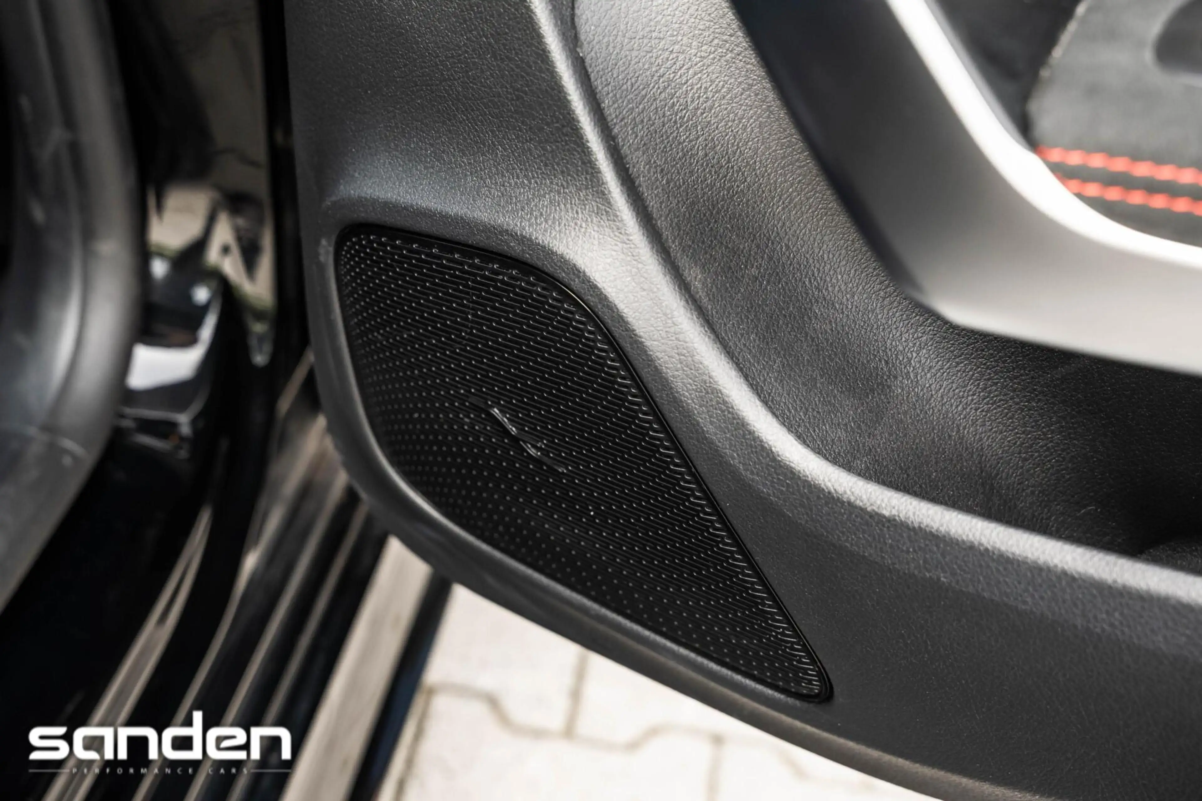 Mercedes-Benz CLA 220 Premium Plus |Pano|Sfeerverlichting|Burmester|19" — photo 45