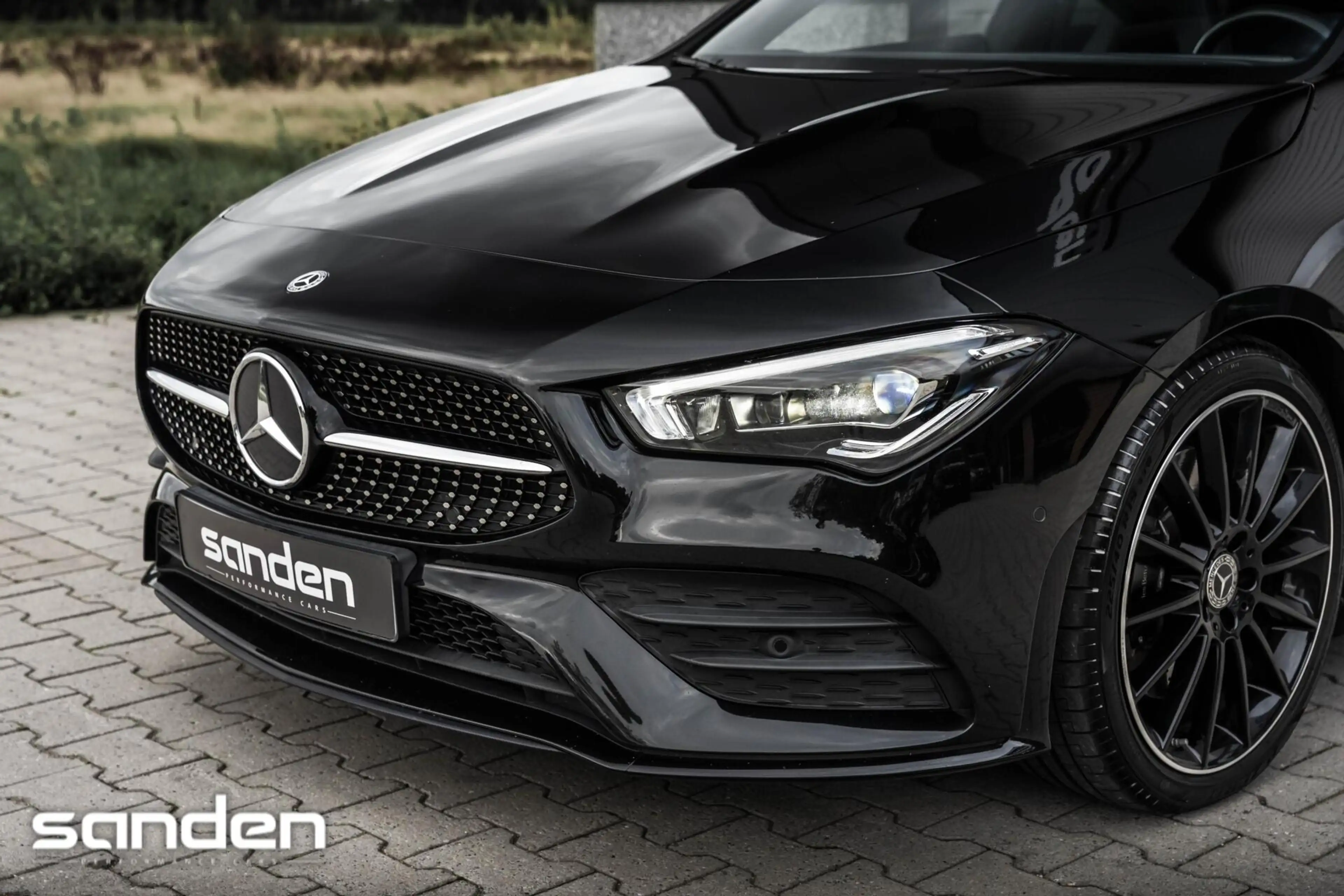 Mercedes-Benz CLA 220 Premium Plus |Pano|Sfeerverlichting|Burmester|19" — photo 18