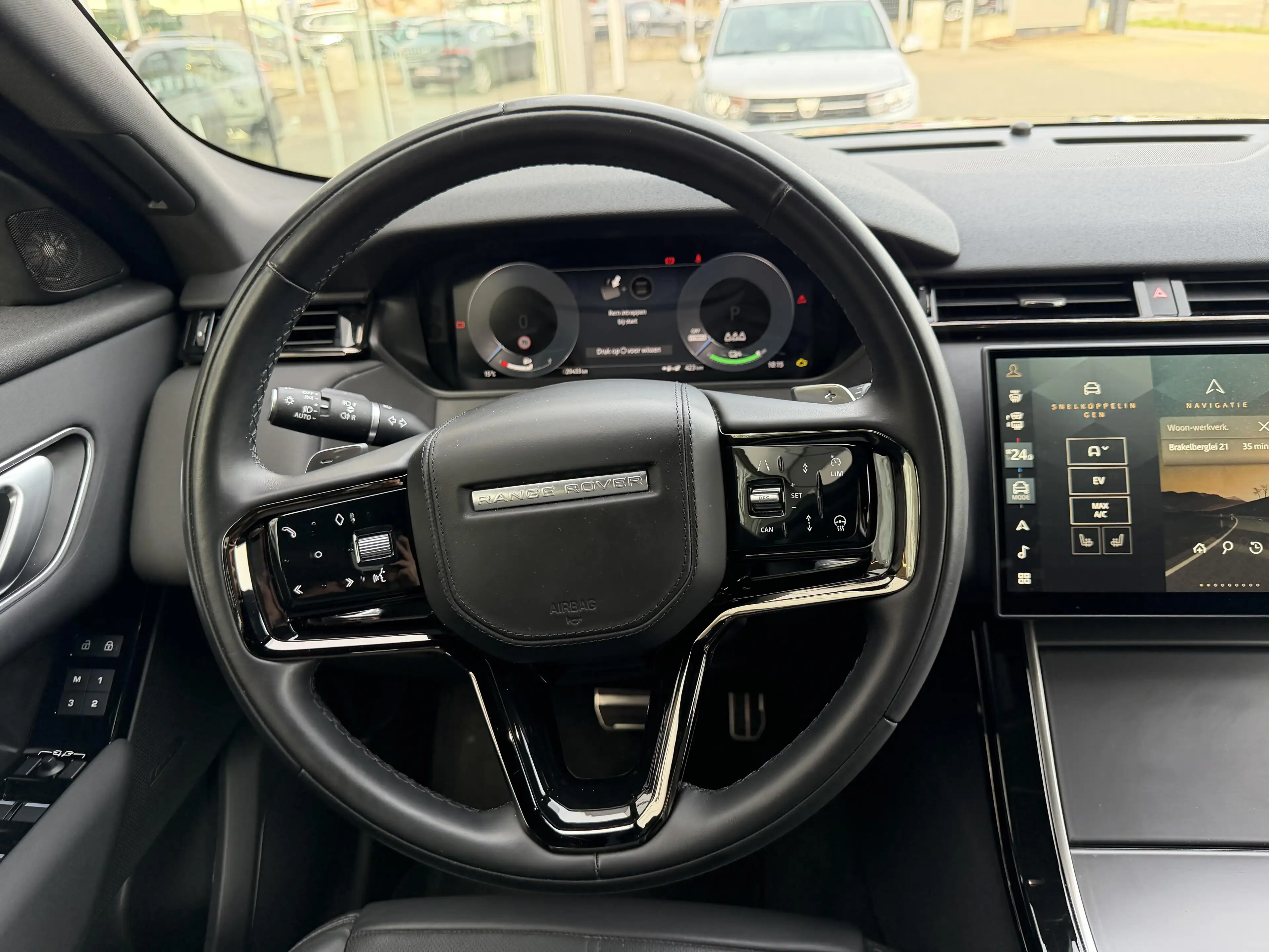 Land Rover Range Rover Velar P400e Dynamic SE AWD |Meridian|Trekhaak|Driver Ass — photo 12