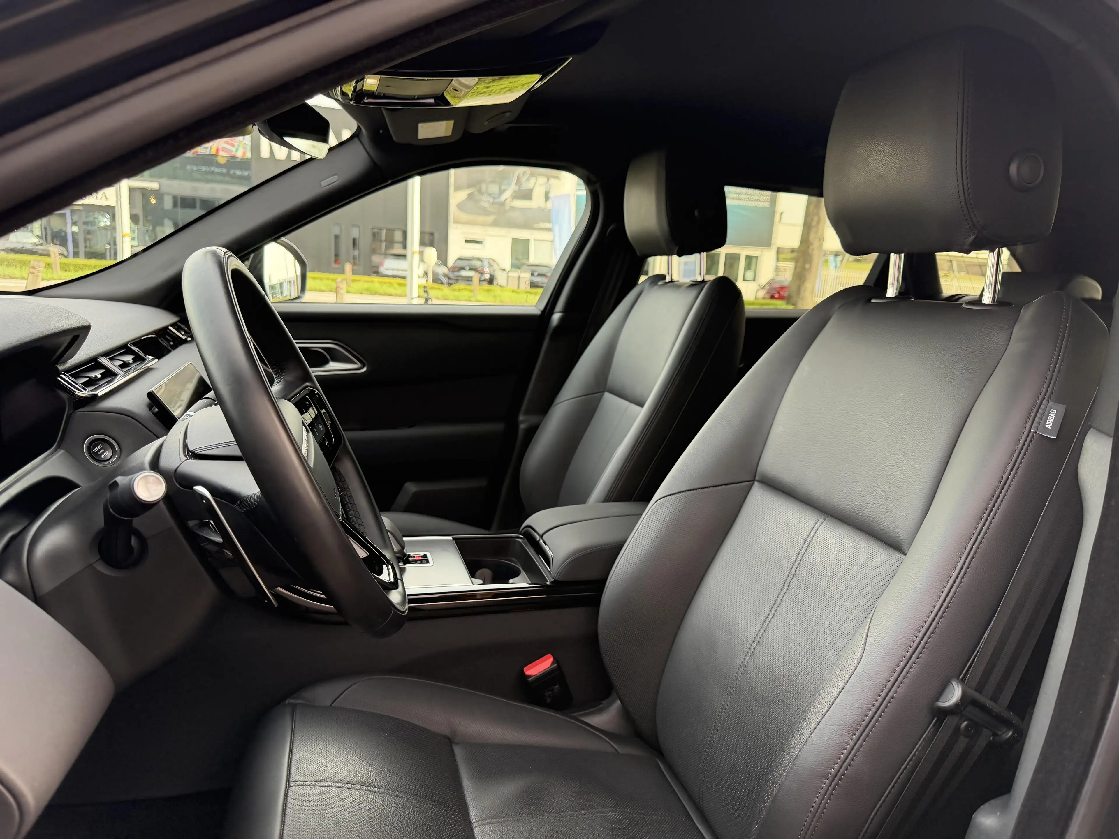 Land Rover Range Rover Velar P400e Dynamic SE AWD |Meridian|Trekhaak|Driver Ass — photo 10