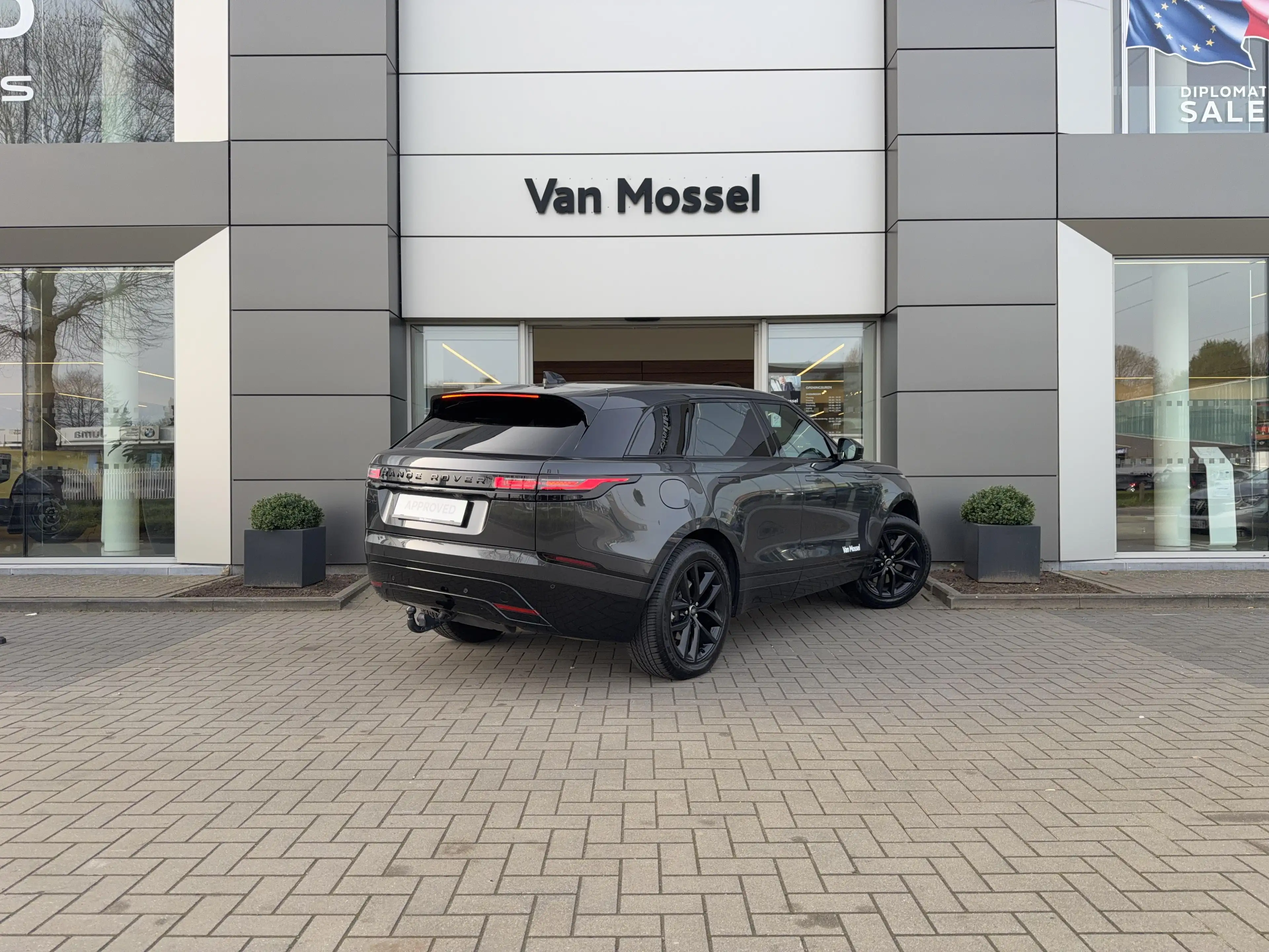 Land Rover Range Rover Velar P400e Dynamic SE AWD |Meridian|Trekhaak|Driver Ass — photo 8