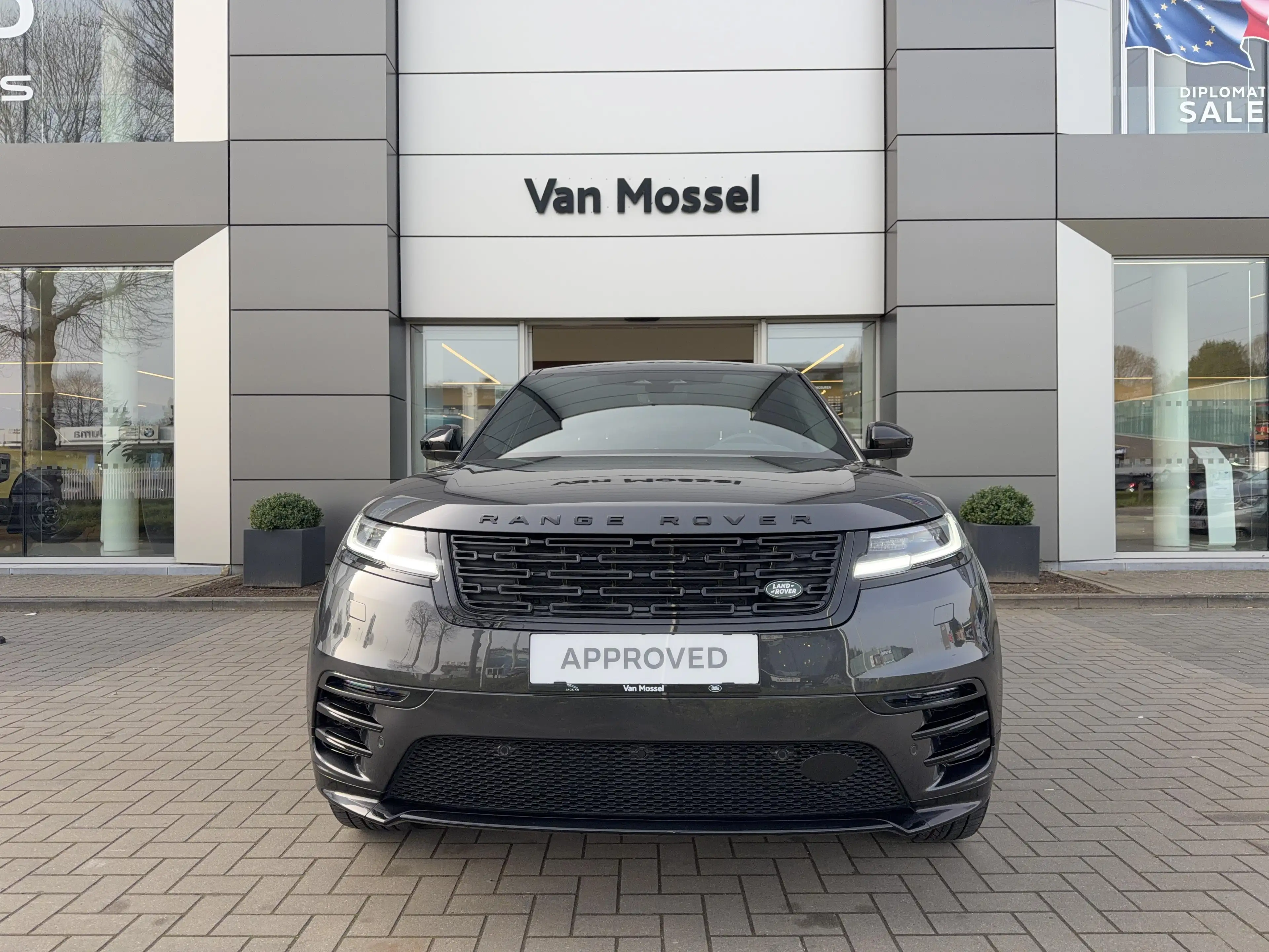 Land Rover Range Rover Velar P400e Dynamic SE AWD |Meridian|Trekhaak|Driver Ass — photo 2