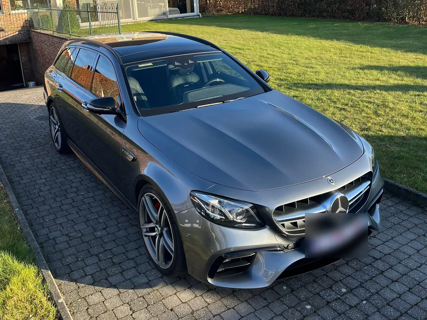 Mercedes-Benz E 63 AMG AMG E 63 S - Lichte vracht - FULL - Btw-wagen Grijs - 2