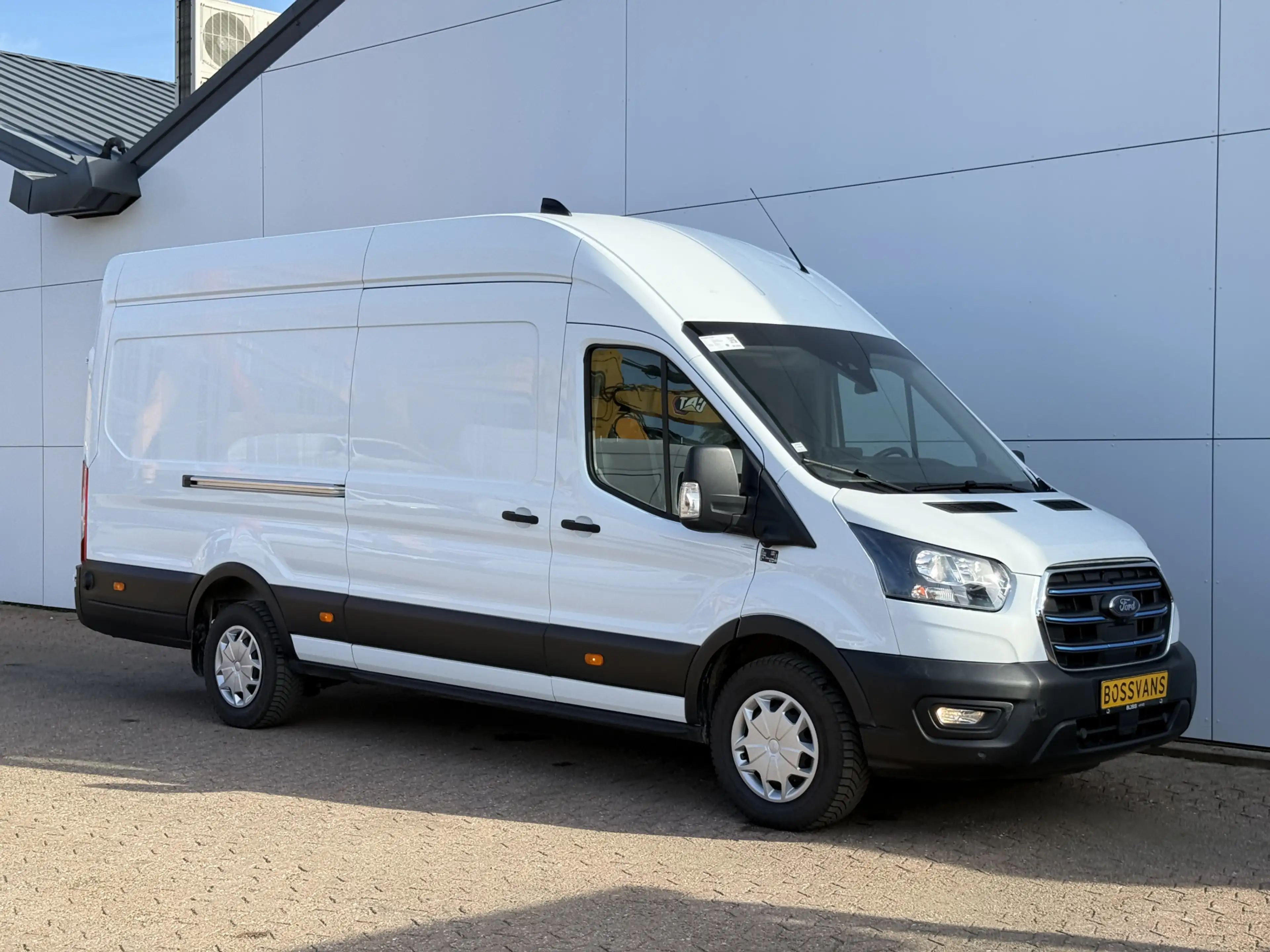 Ford E-Transit 68kWh 184PK L4H3 317km WLTP 95.1% (SOH) BEV Snella — photo 5
