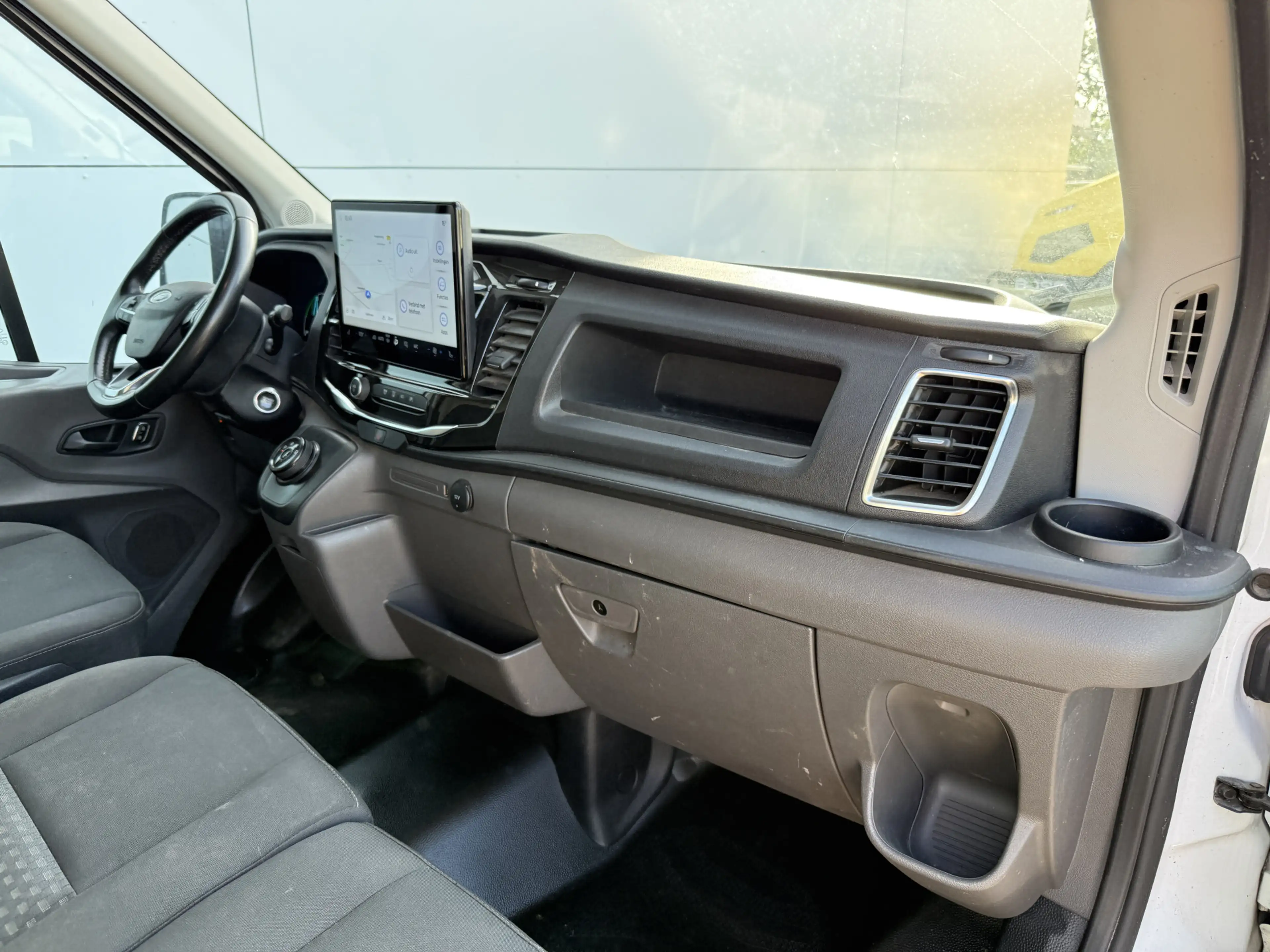 Ford E-Transit 68kWh 184PK L4H3 317km WLTP 95.1% (SOH) BEV Snella — photo 10