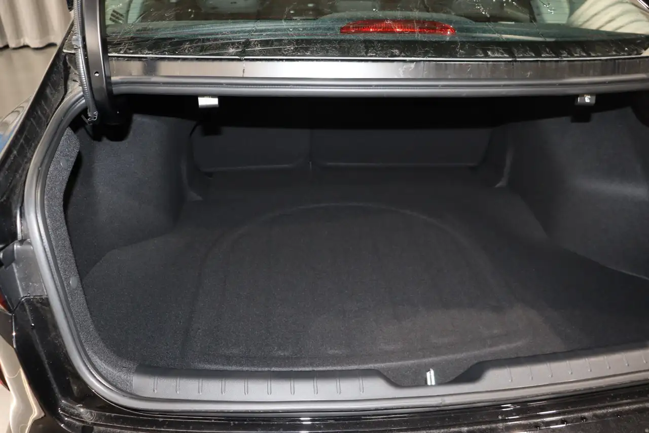Kia K4 fotografie Kia K4