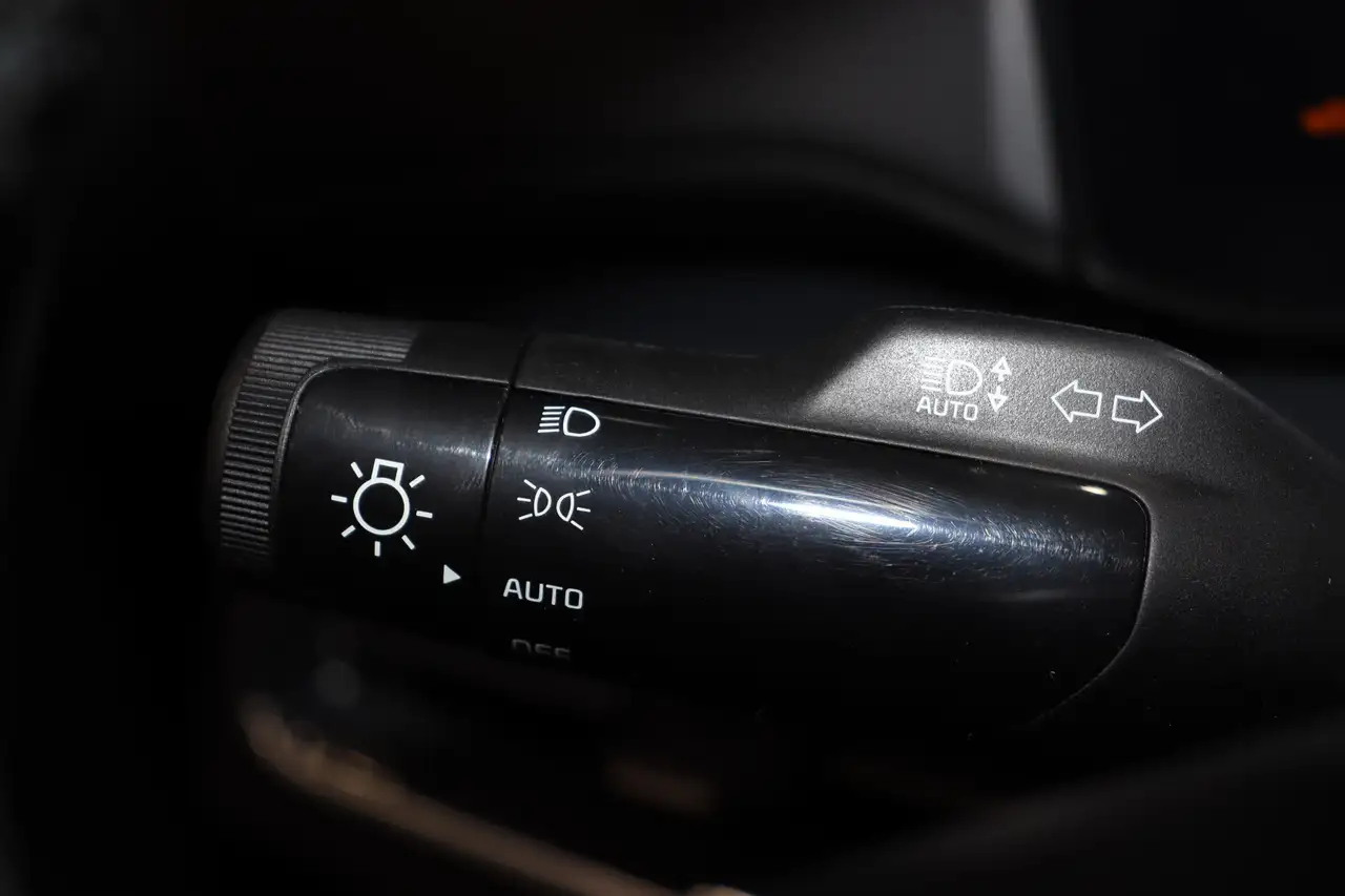 Kia K4 fotografie Kia K4