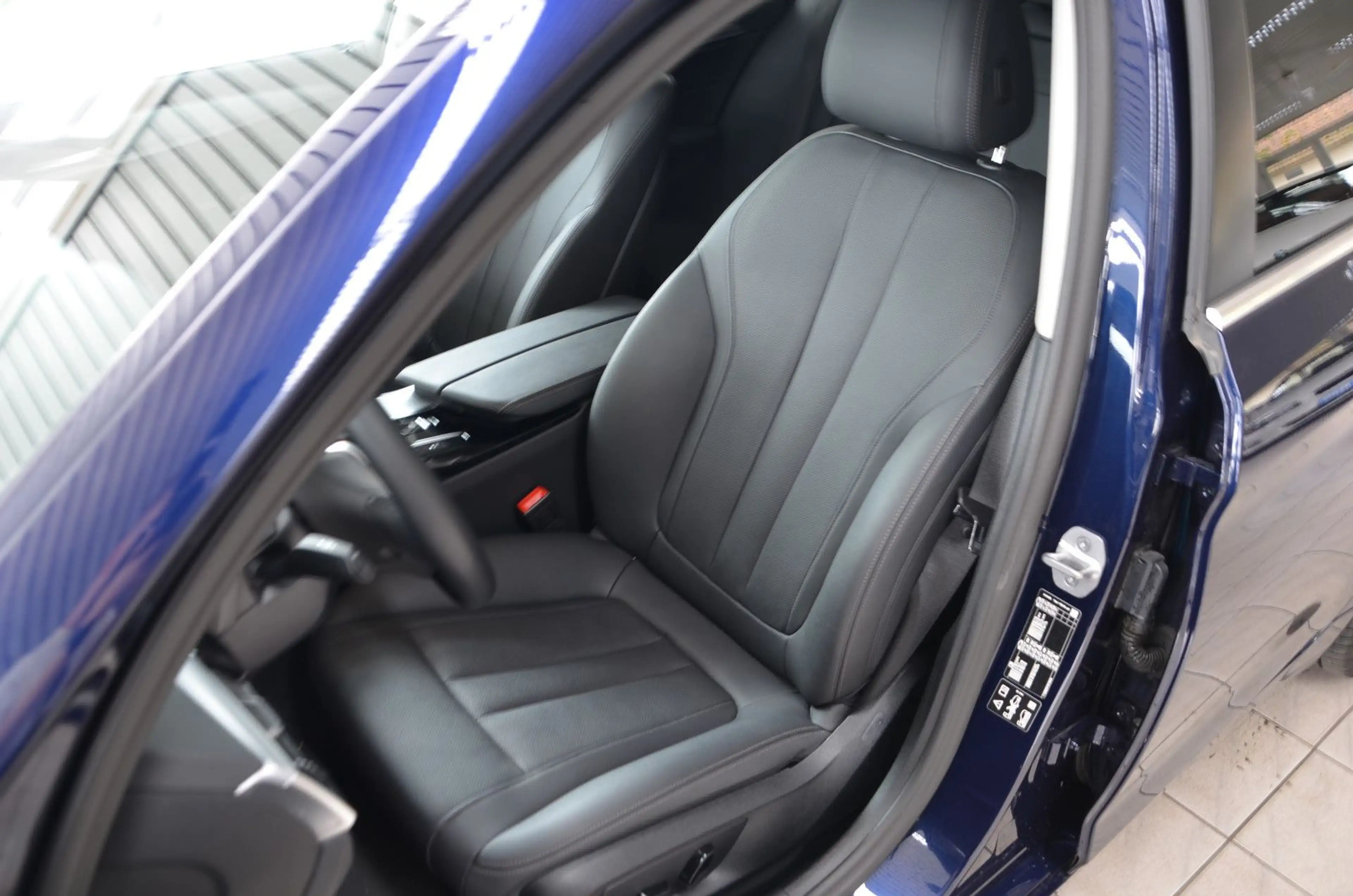 BMW 540 d xDrive Touring *AUTOMATIK*LED*1.HAND!* — photo 9