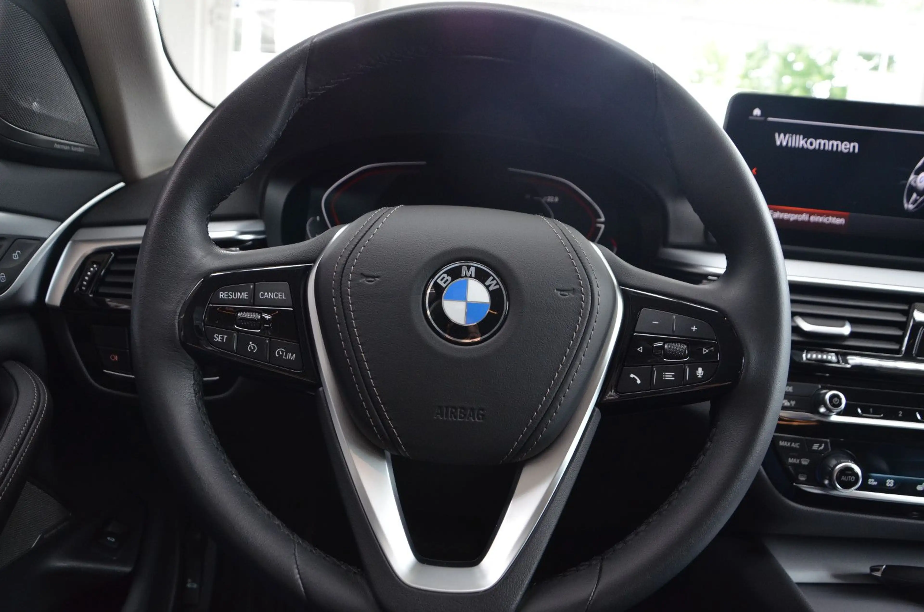 BMW 540 d xDrive Touring *AUTOMATIK*LED*1.HAND!* — photo 12