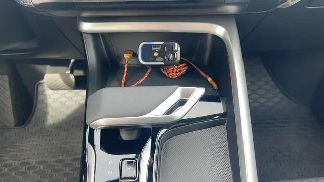 MG ZS view 13