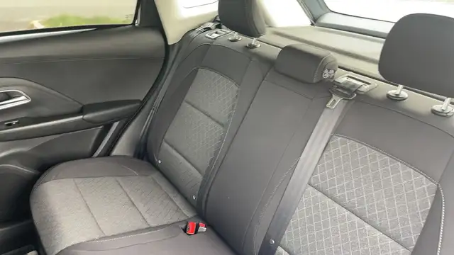 MG ZS view 9