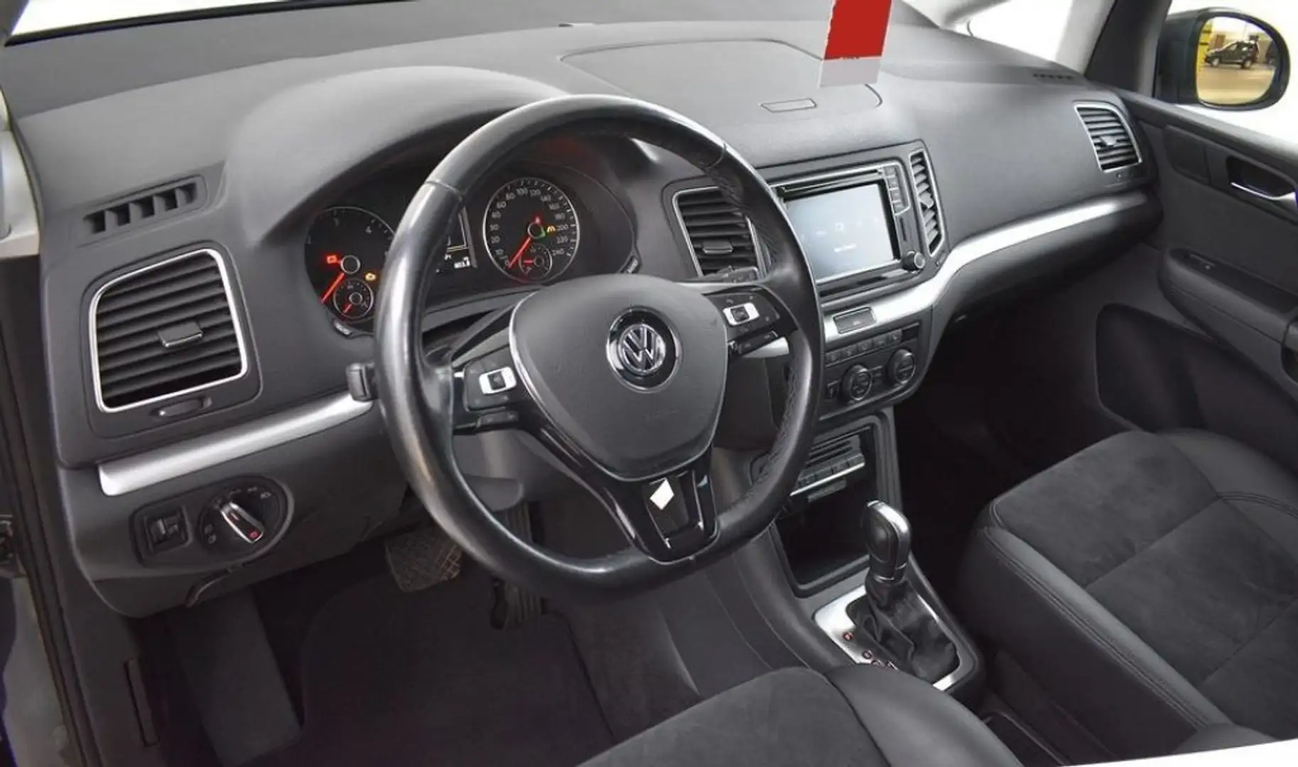 Volkswagen Sharan 2.0 TDI 150 CV SCR DSG Sport BlueMotion Tech. Szary - 1
