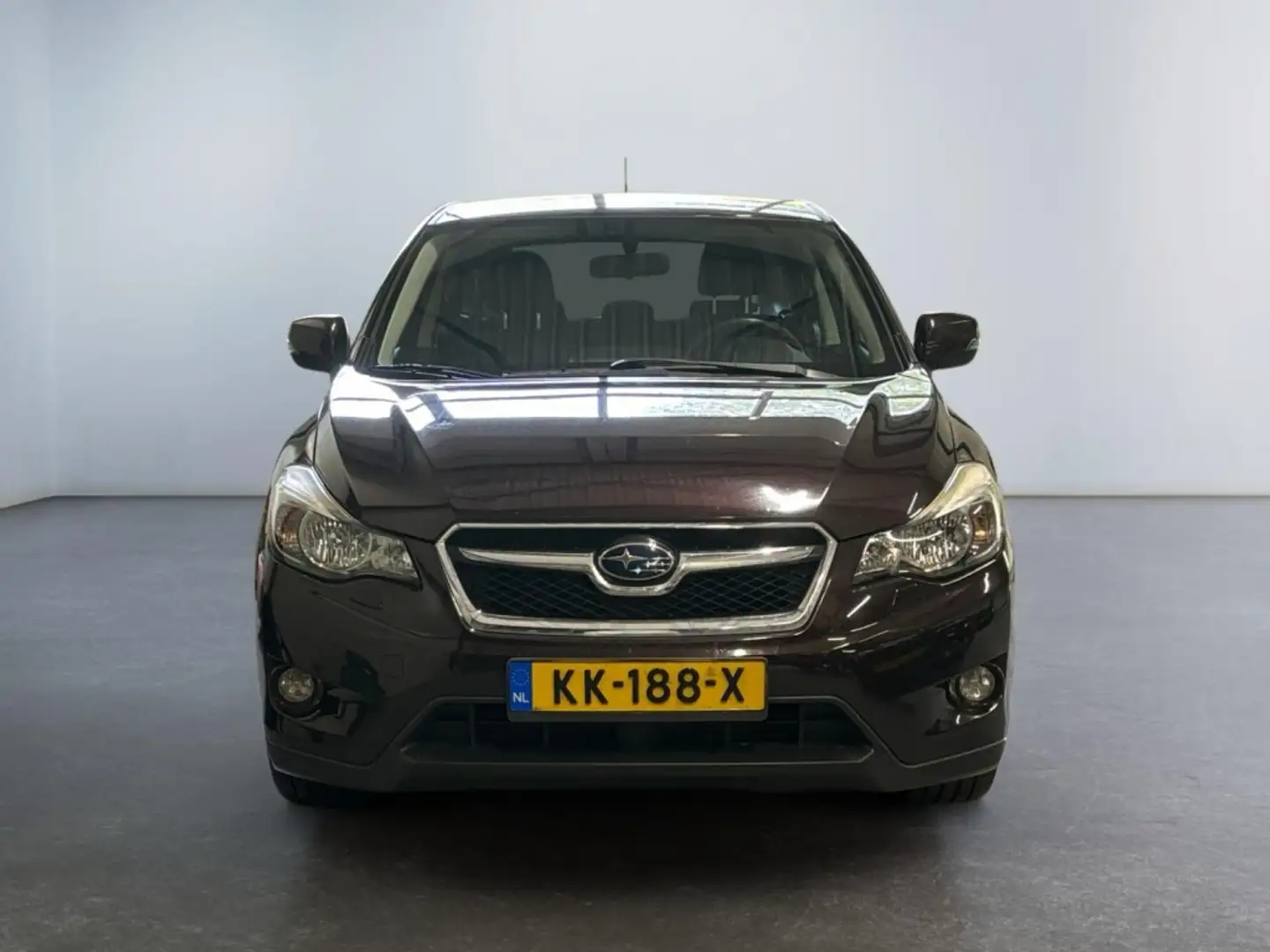 Subaru XV 2.0i Luxury Plus AWD Rood - 2