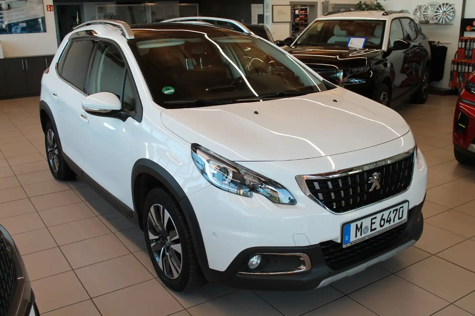 Peugeot 2008 Allure HDI 100 NAVI PANO SHZ PDC KAM Weiß - 1