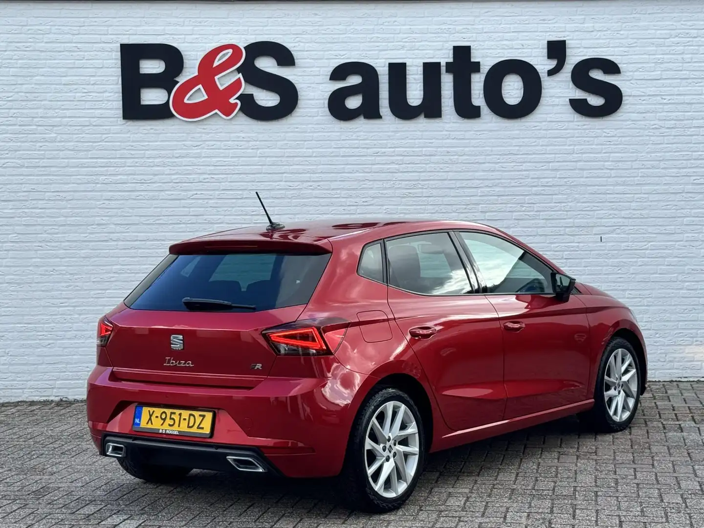 SEAT Ibiza 1.0 EcoTSI FR Business Connect Climate control Ada Rouge - 2
