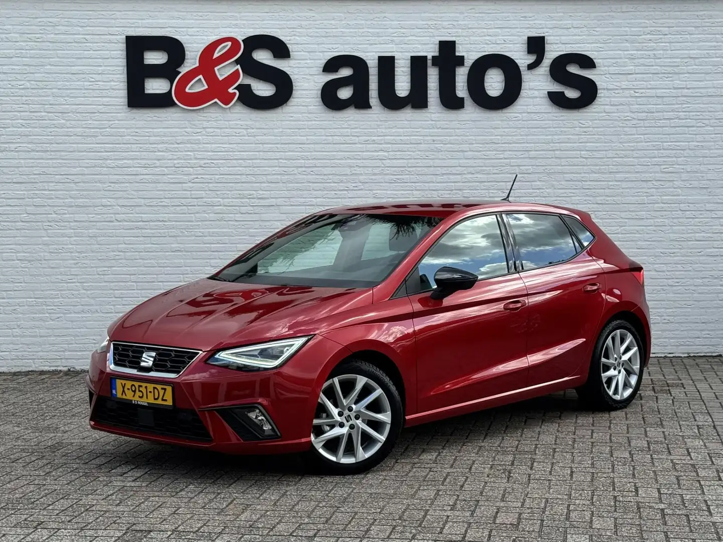 SEAT Ibiza 1.0 EcoTSI FR Business Connect Climate control Ada Rouge - 1