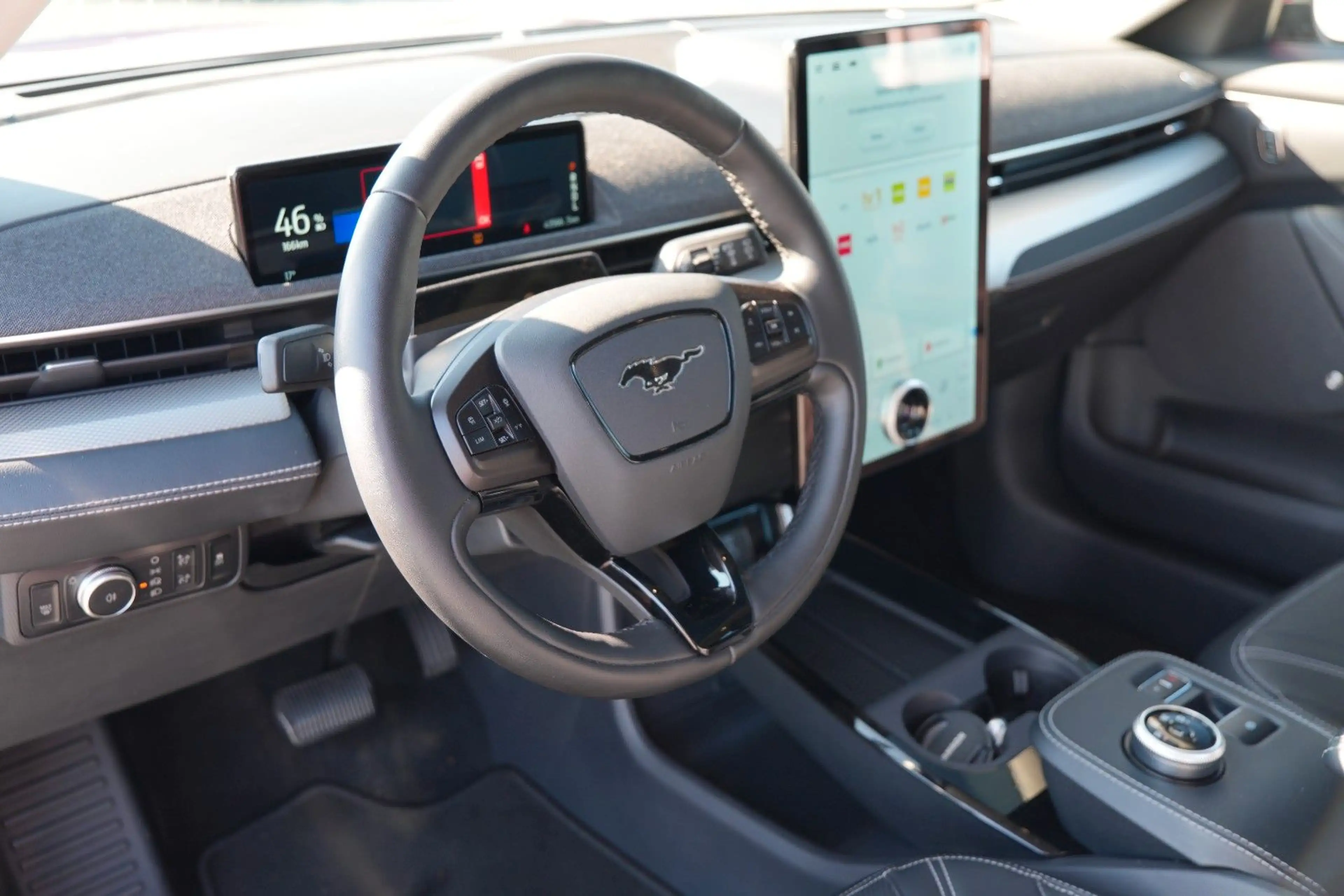 Ford Mustang Mach-E Basis PANO LED ACC 1.Hand ! — photo 14