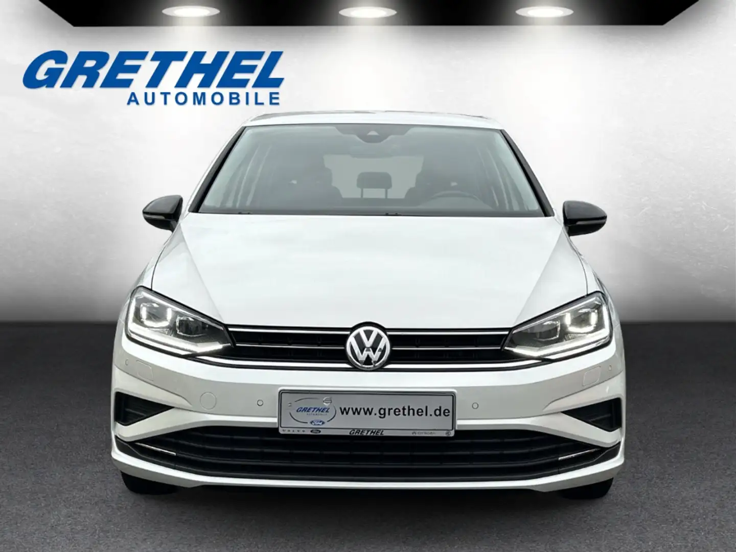 Volkswagen Golf Sportsvan VII IQ.DRIVE StandHZG Navi LED ACC Apple CarPlay A White - 2