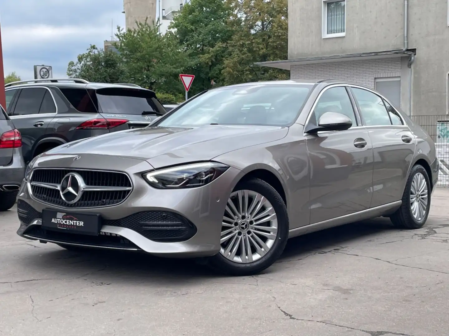 Mercedes-Benz C 220 d Lim Argent - 1