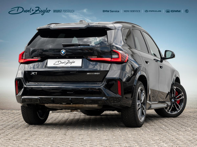 BMW X1 sDrive20i M-Sport PRO AHK PANO ACC HuD eSitze — photo 3