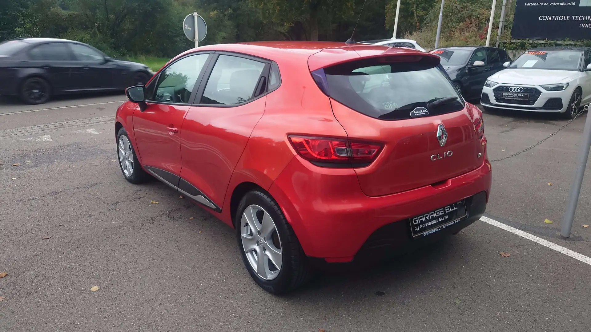 Renault Clio Expression Rouge - 2