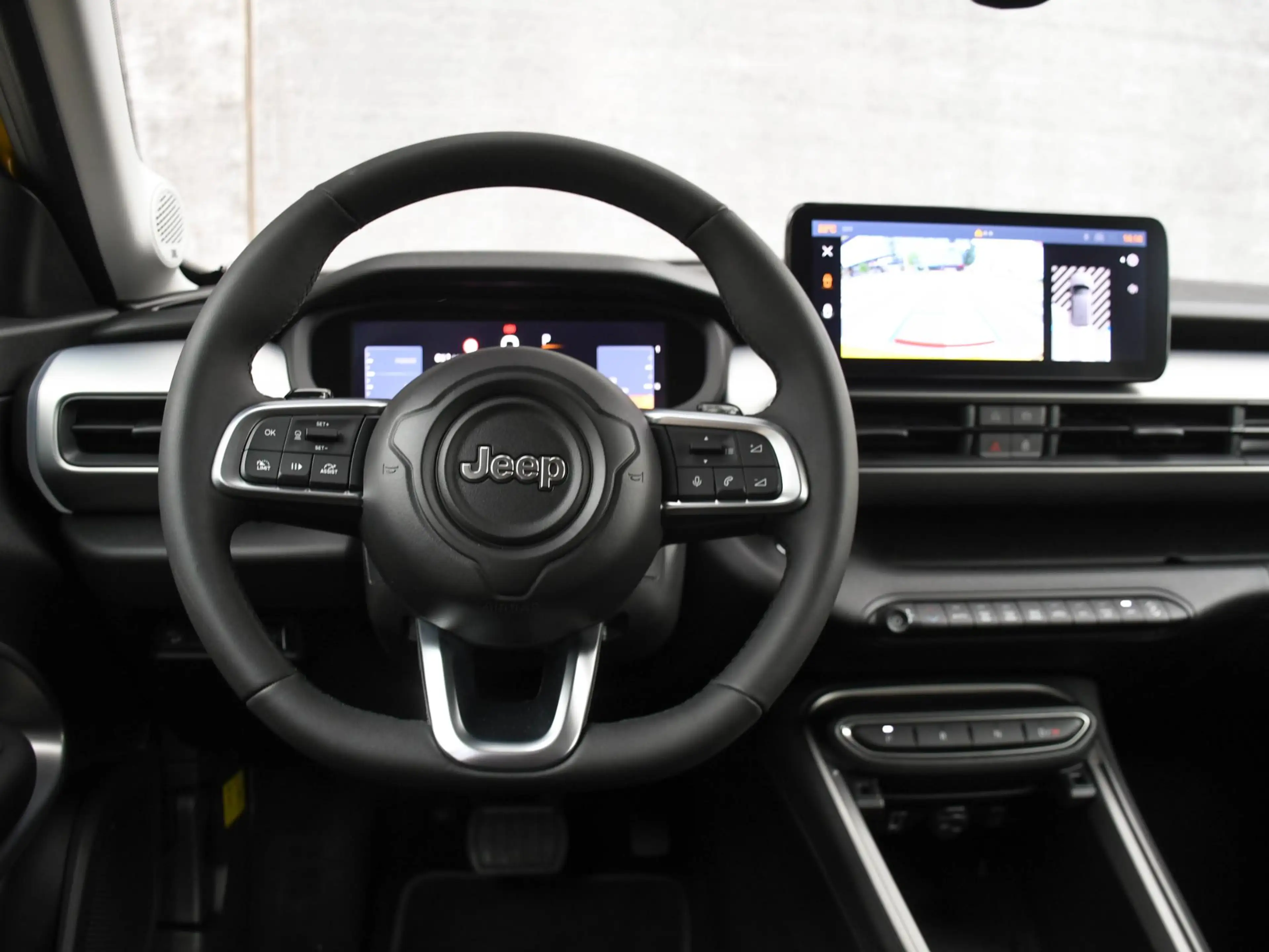 Jeep Avenger Summit 1.2 e-Hybrid 110pk Automaat JBL | ELEK. ACH — photo 15