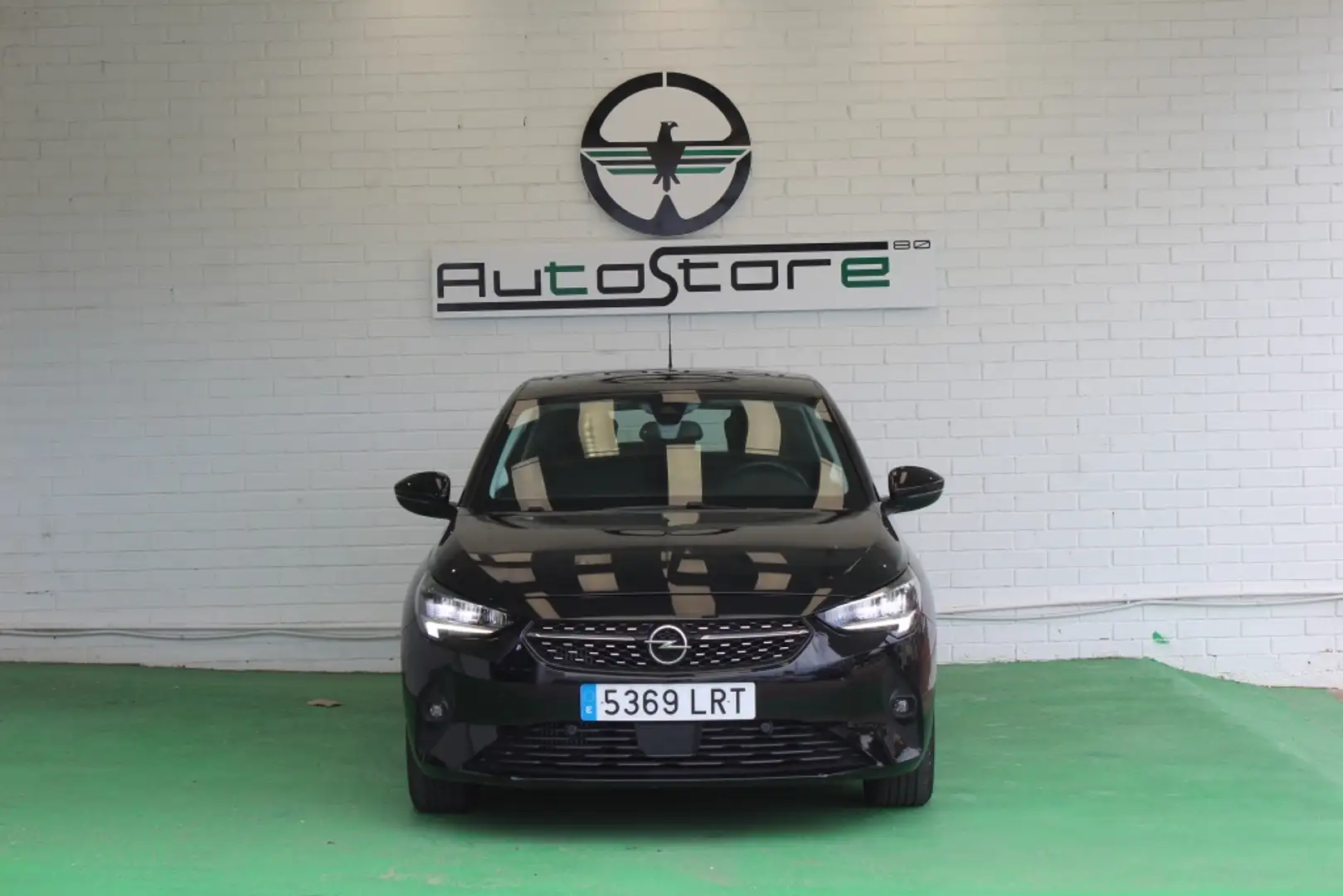 Opel Corsa 1.2T XHL S/S Elegance 100 Negro - 2