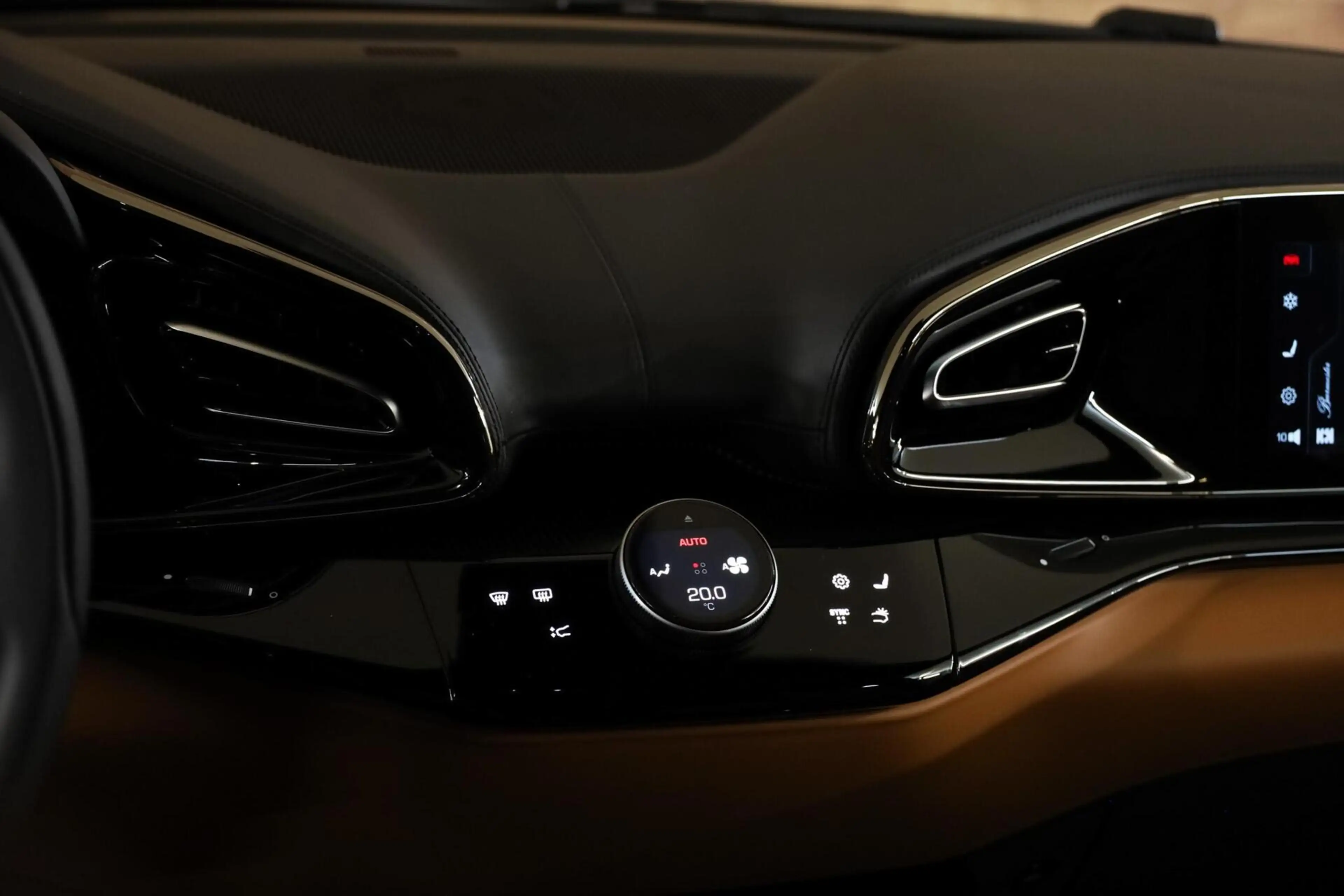 Ferrari Purosangue 6.5 V12|ADAS|Pano|Massage|Pass Display|360| — photo 43