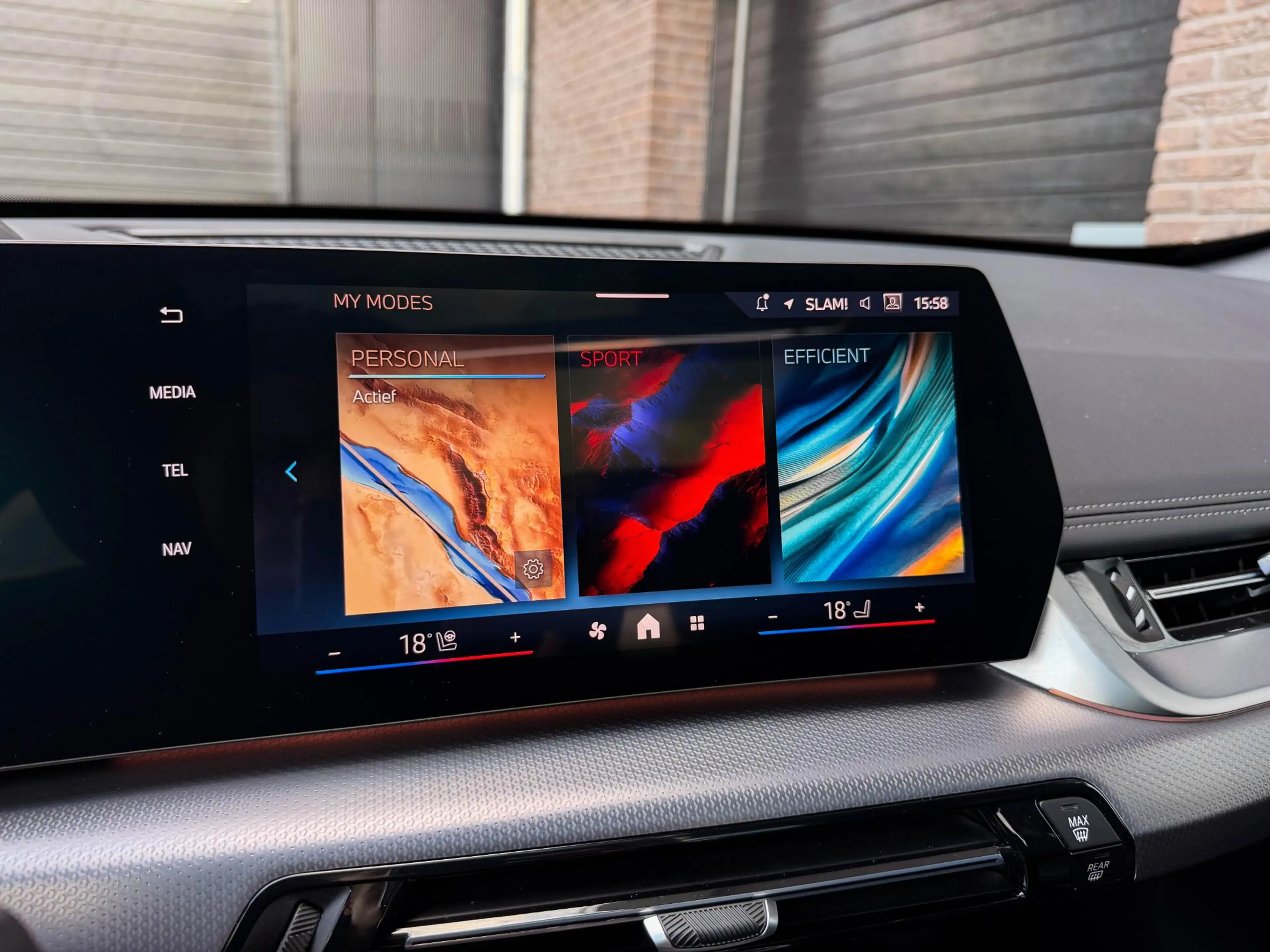 BMW X1 xDrive30e M Sport |Pano | 20"| Trekh. | Topv. | HU — photo 25