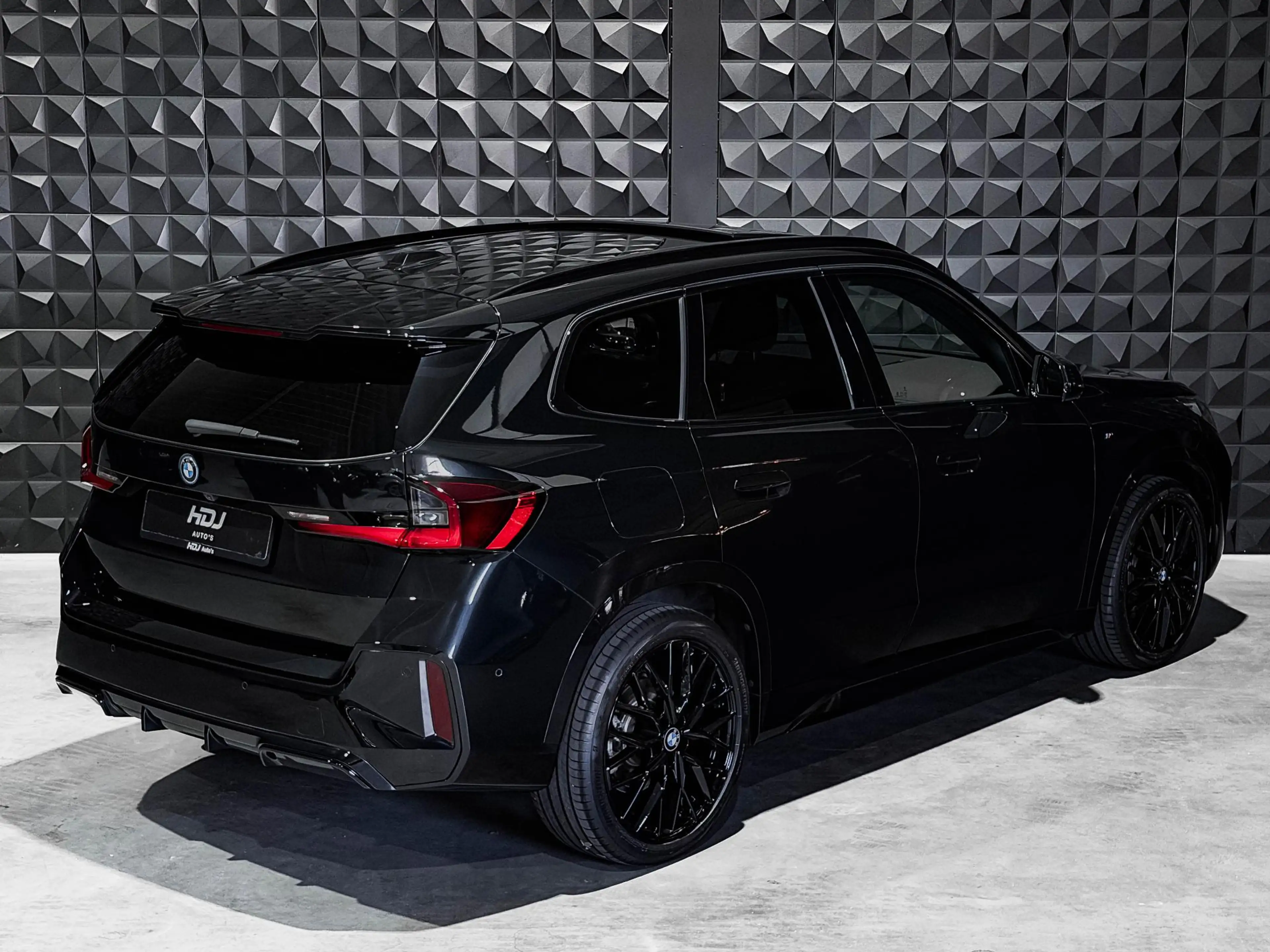 BMW X1 xDrive30e M Sport |Pano | 20"| Trekh. | Topv. | HU — photo 43