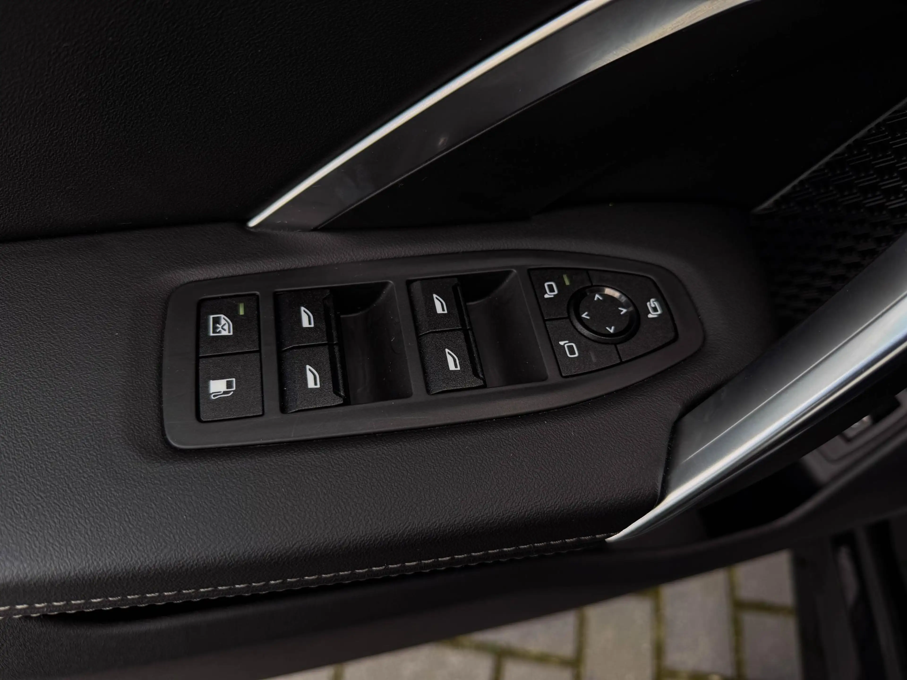 BMW X1 xDrive30e M Sport |Pano | 20"| Trekh. | Topv. | HU — photo 27