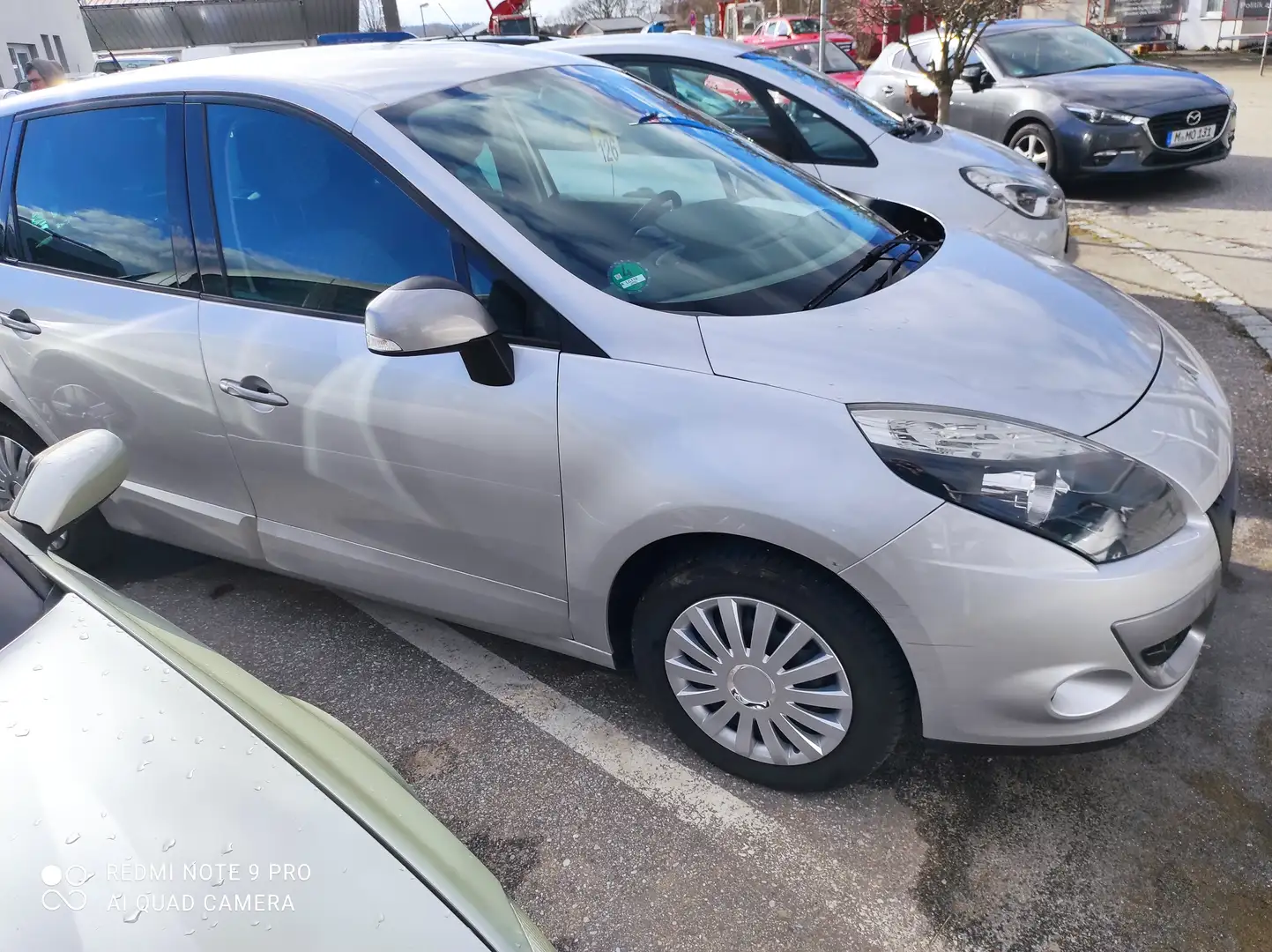 Renault Grand Scenic TCe 130 Dynamique Silber - 2