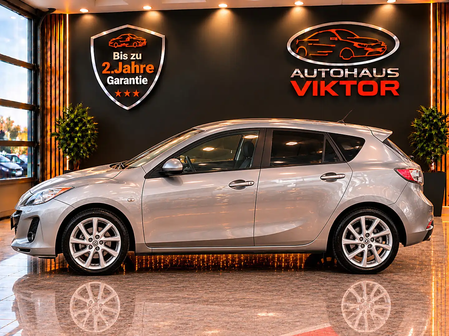 Mazda 3 Mazda3 Sport 1,6i Silverline II Navi*GARANTIE I... Silber - 2