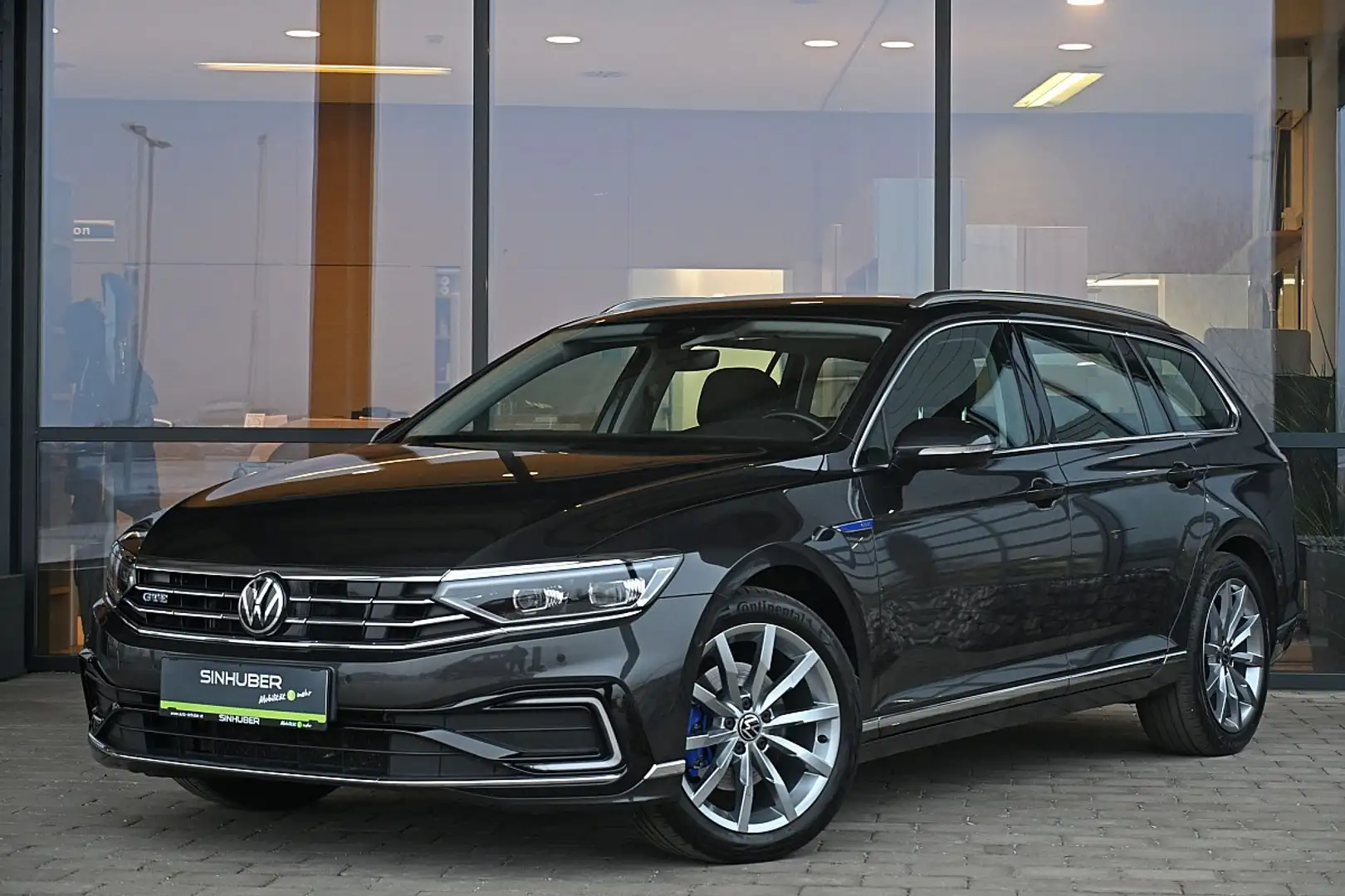 Volkswagen Passat Variant GTE 1,4 TSI e-Hybrid GTE DSG ACC, AHK schwenkba... Grau - 1