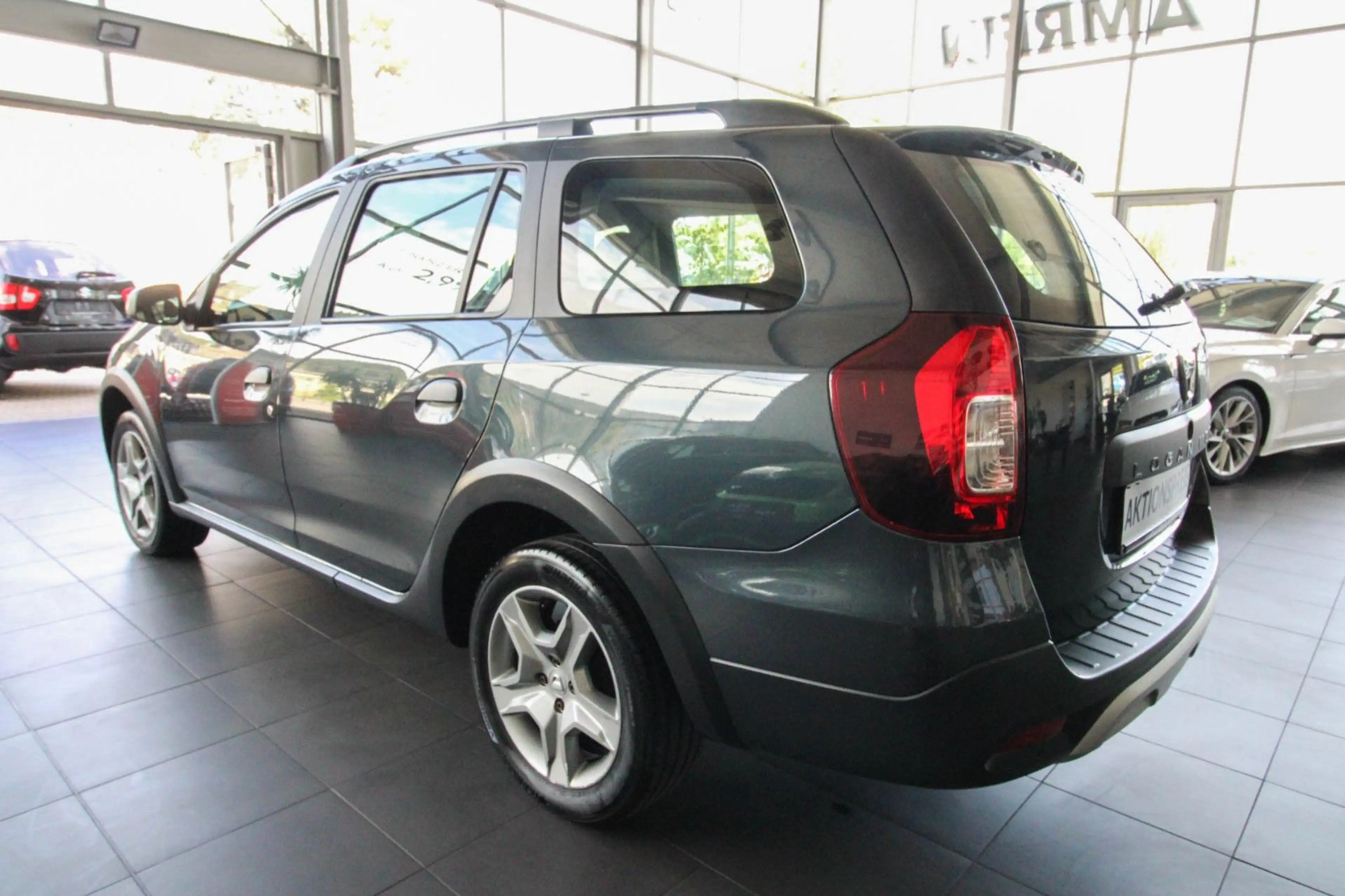 Dacia Logan Kombi Stepway/Kamera/Navi/Klima/Tempomat/ — photo 8