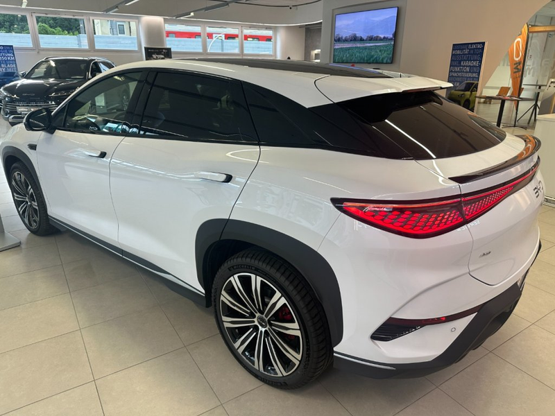 BYD Sealion 7 Excellence AWD — photo 6